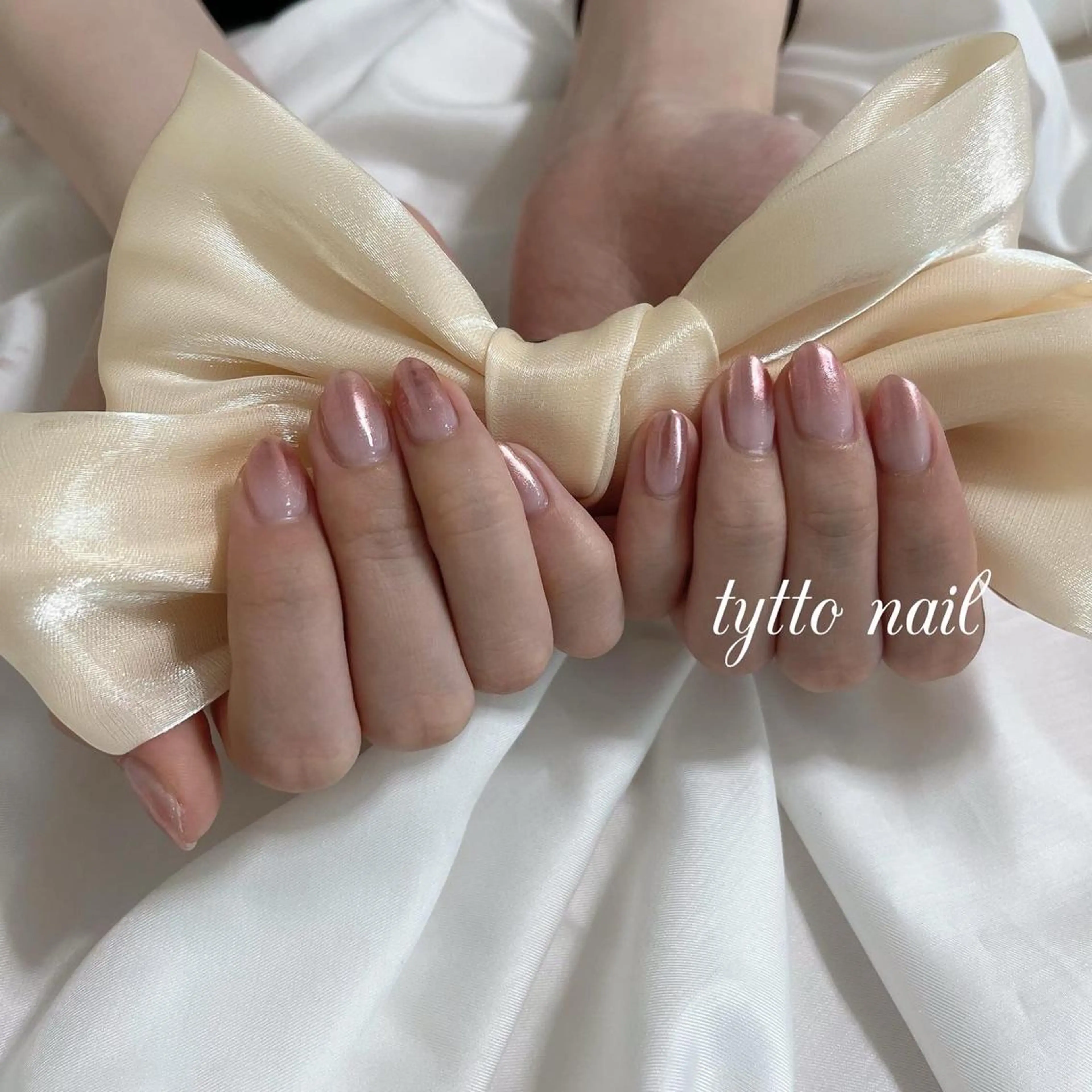 ネイル グラデーション ミラーネイル オフィスネイル ワンカラーネイル 夏ネイル ハンドネイル tytto nail ❤︎‪‪eri‪‪のネイルデザイン