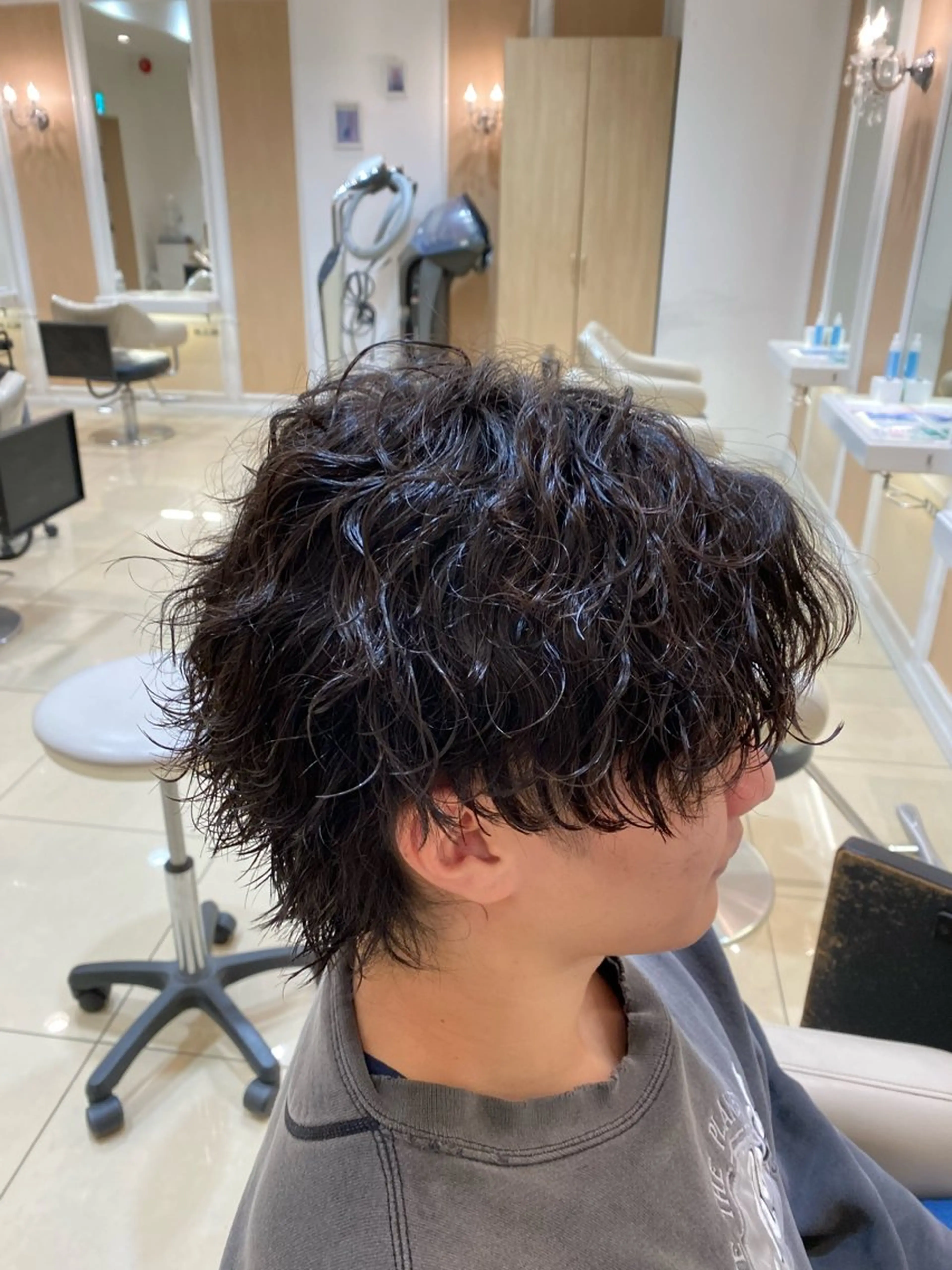 ショート パーマ メンズ カット パーマ メンズ特化型美容師 栗山勇人のヘアスタイル