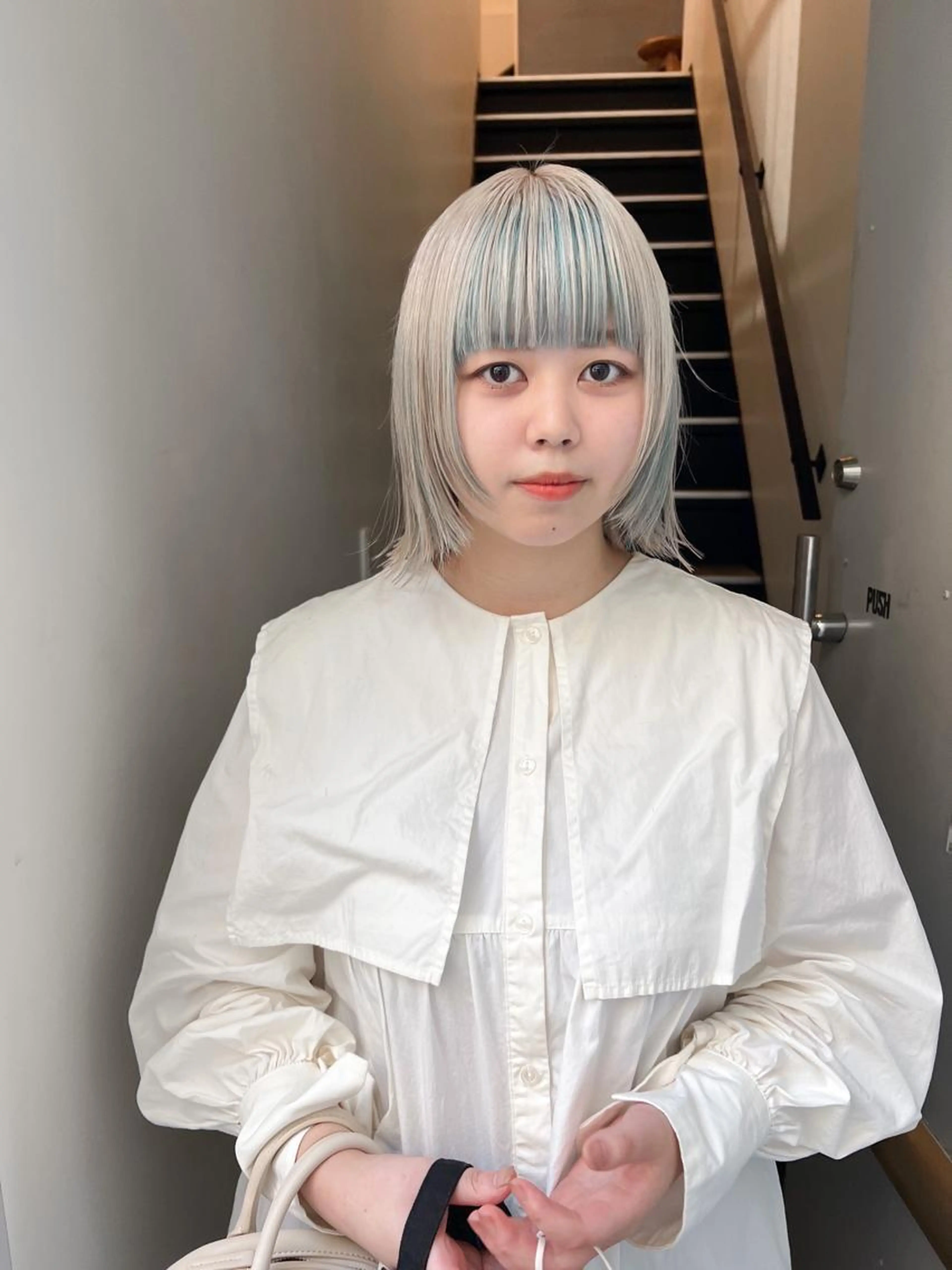 ケアブリーチハイトーンカラー（トリプル）＋髪質改善トリートメント🌿＋シャンプーブローの写真