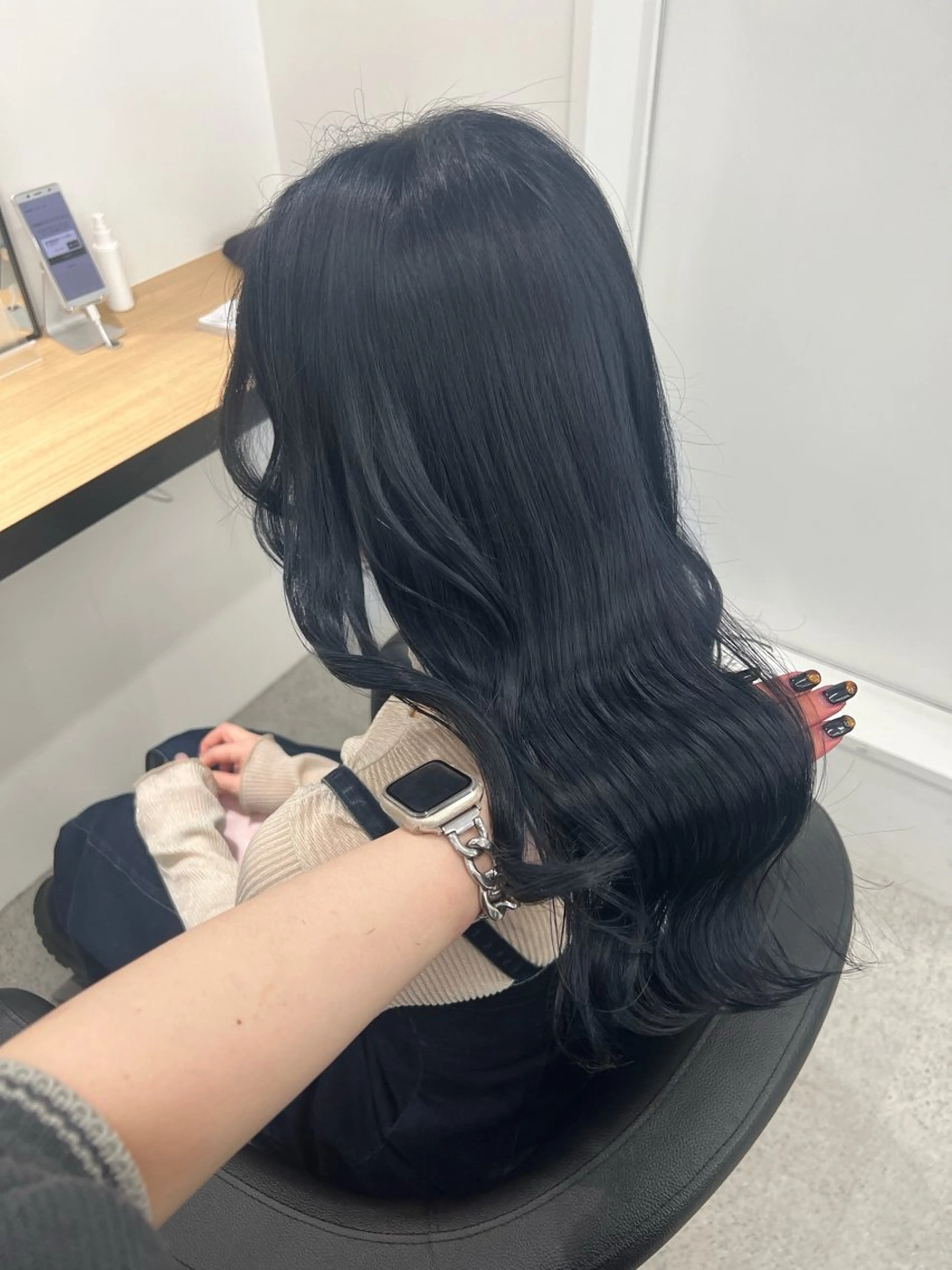 ロング カラー 暗髪🩶ラベンダー/ ブルー/ユウナ🤍のヘアスタイル