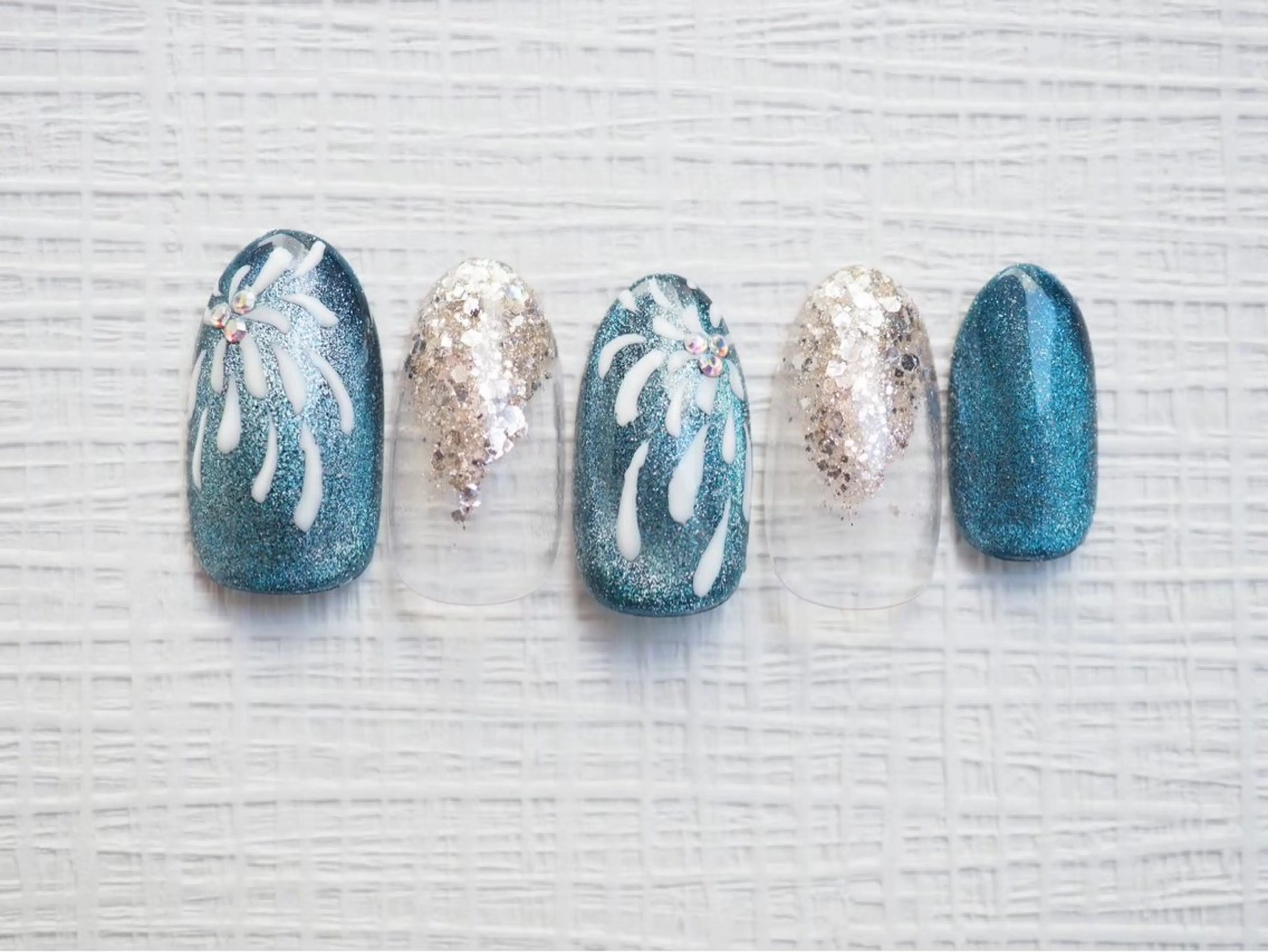 ネイル ハンドネイル トップネイリスト Ribbon立川店のネイルデザイン