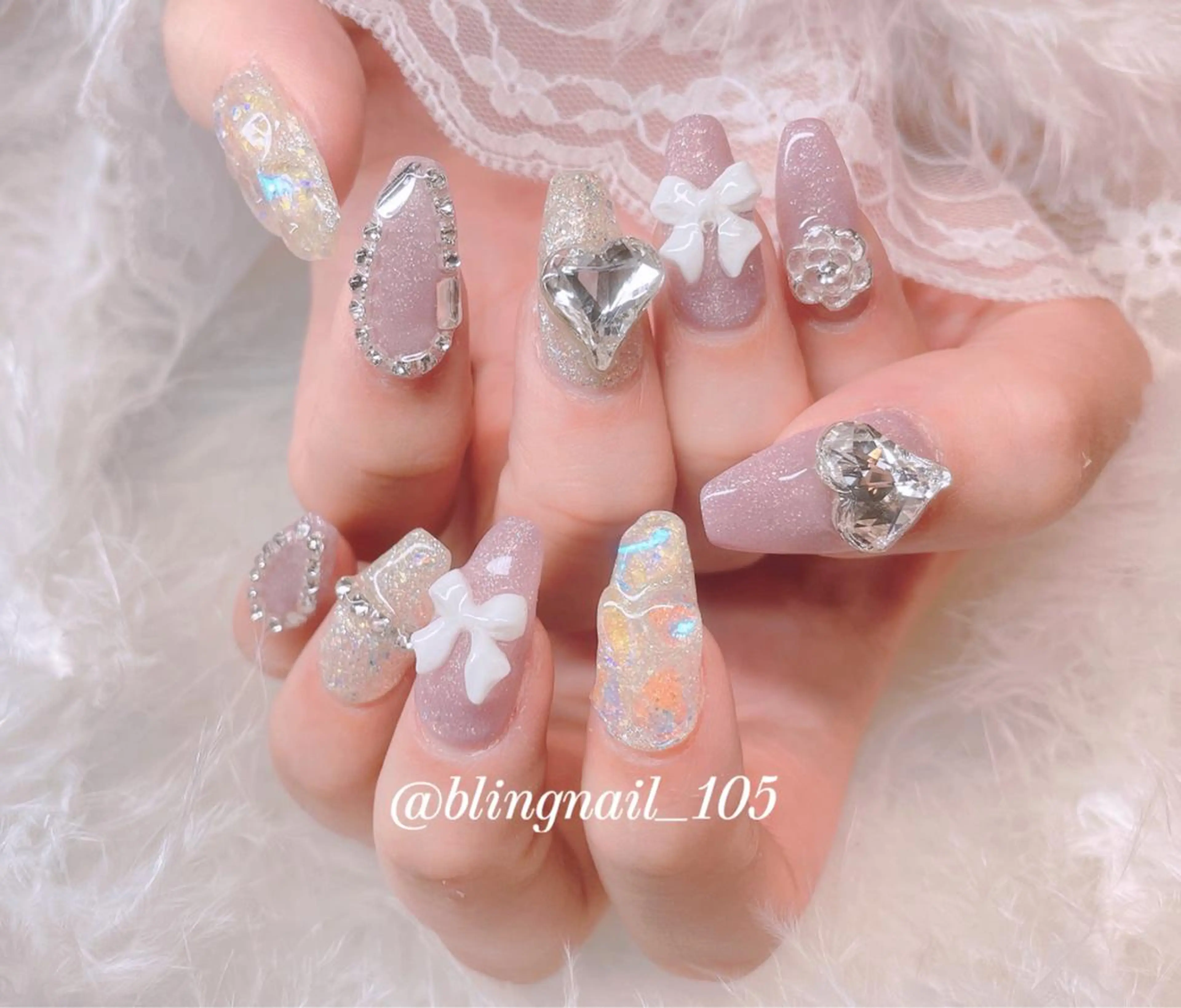 ネイル 23時まで❤︎韓国、 ワンホンネイルのネイルデザイン