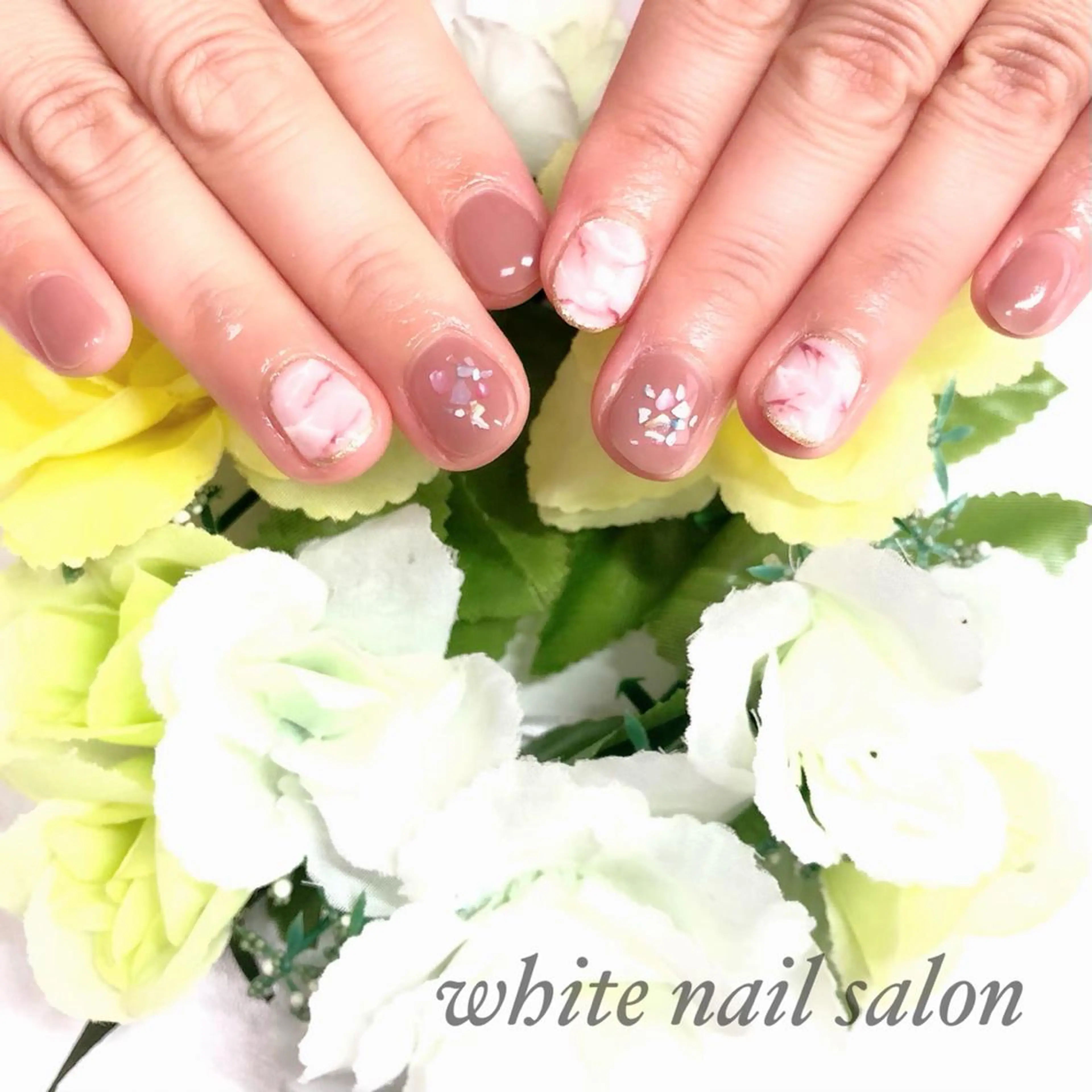 ネイル アートネイル フレンチネイル ジェルネイル ハードジェル 持ち込み ハンドネイル white nail salonのネイルデザイン
