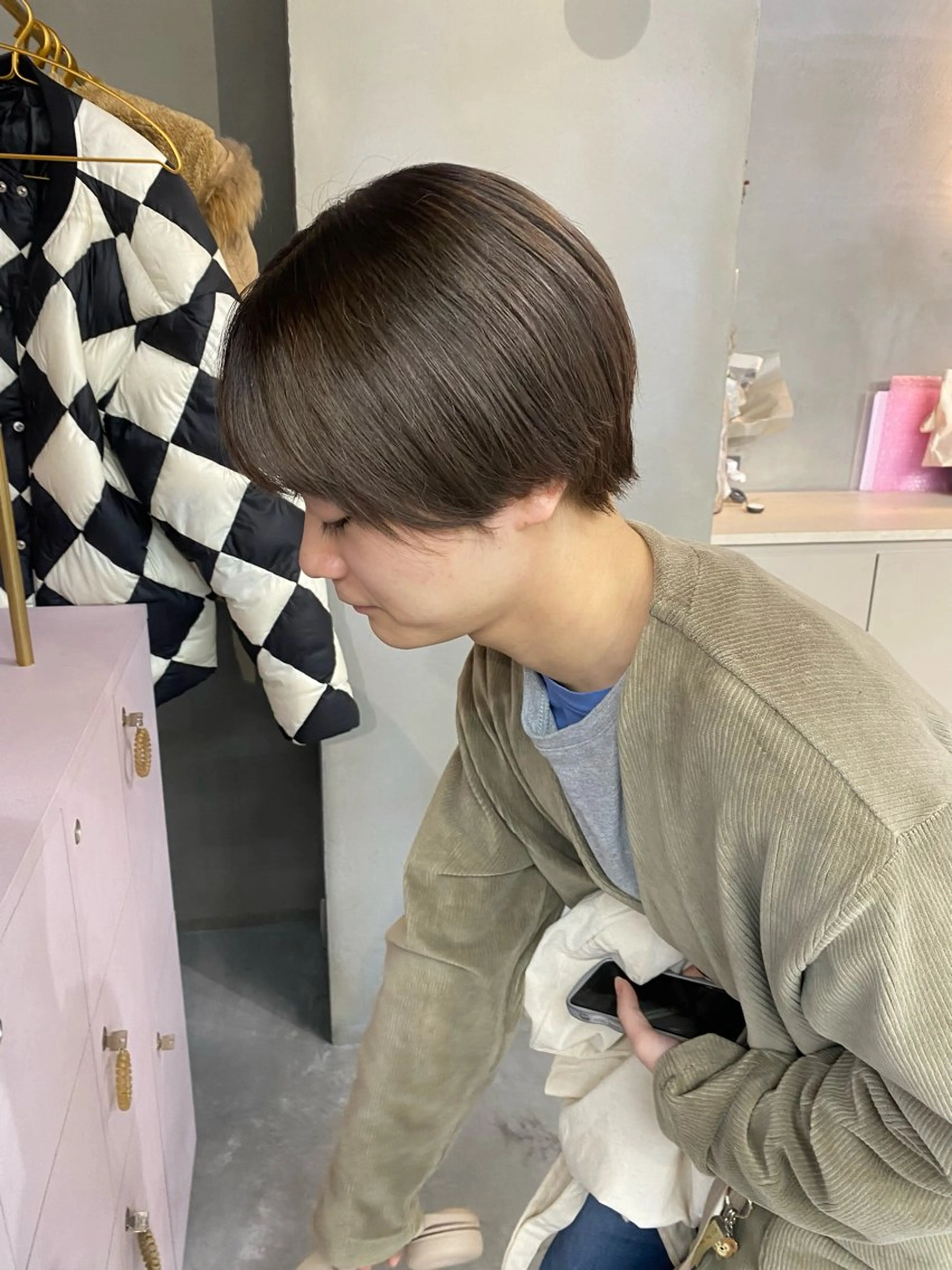 ショート カラー メンズ カット ヘアカラー トリートメント 前橋 姫奈のヘアスタイル