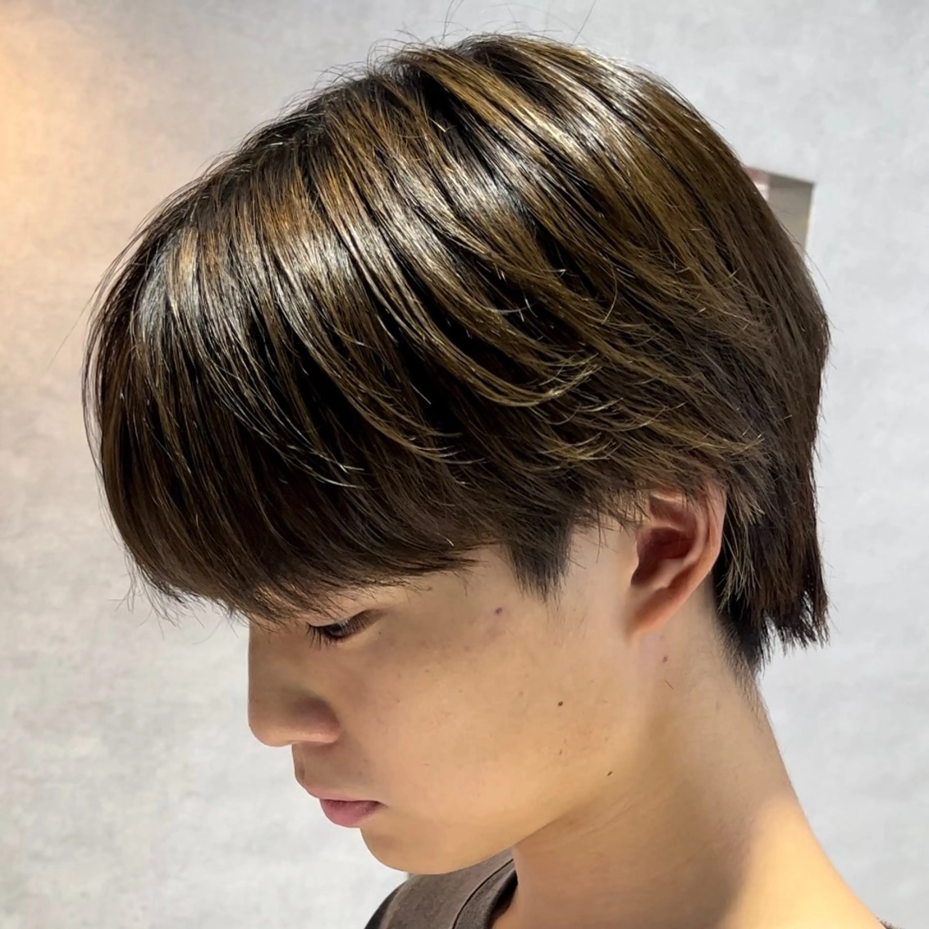 ショート カラー パーマ メンズ キッズ マッシュ シースルーマッシュ センターパート マスターかずまのヘアスタイル