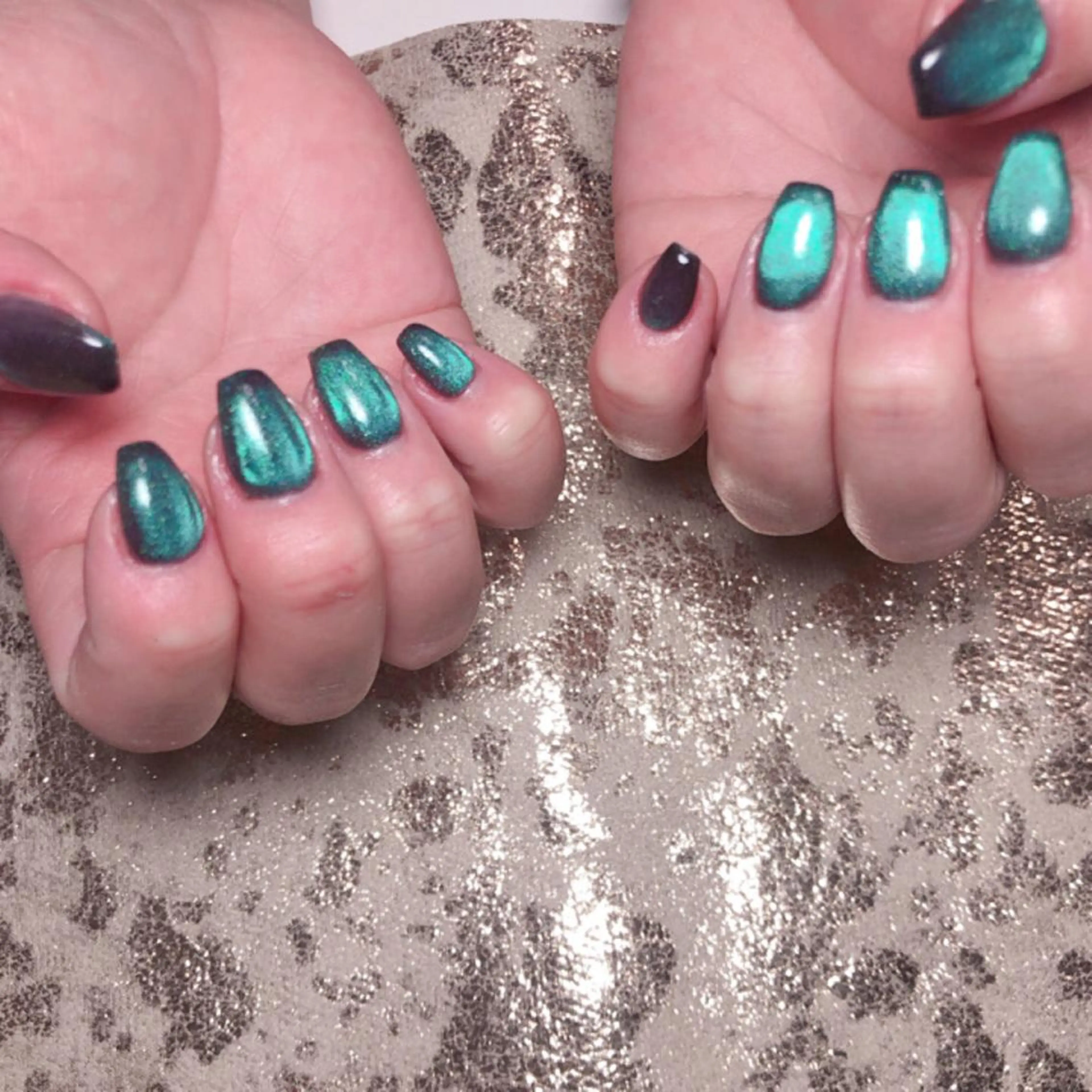 ネイル マグネットネイル DollyGirl KYOKOのネイルデザイン