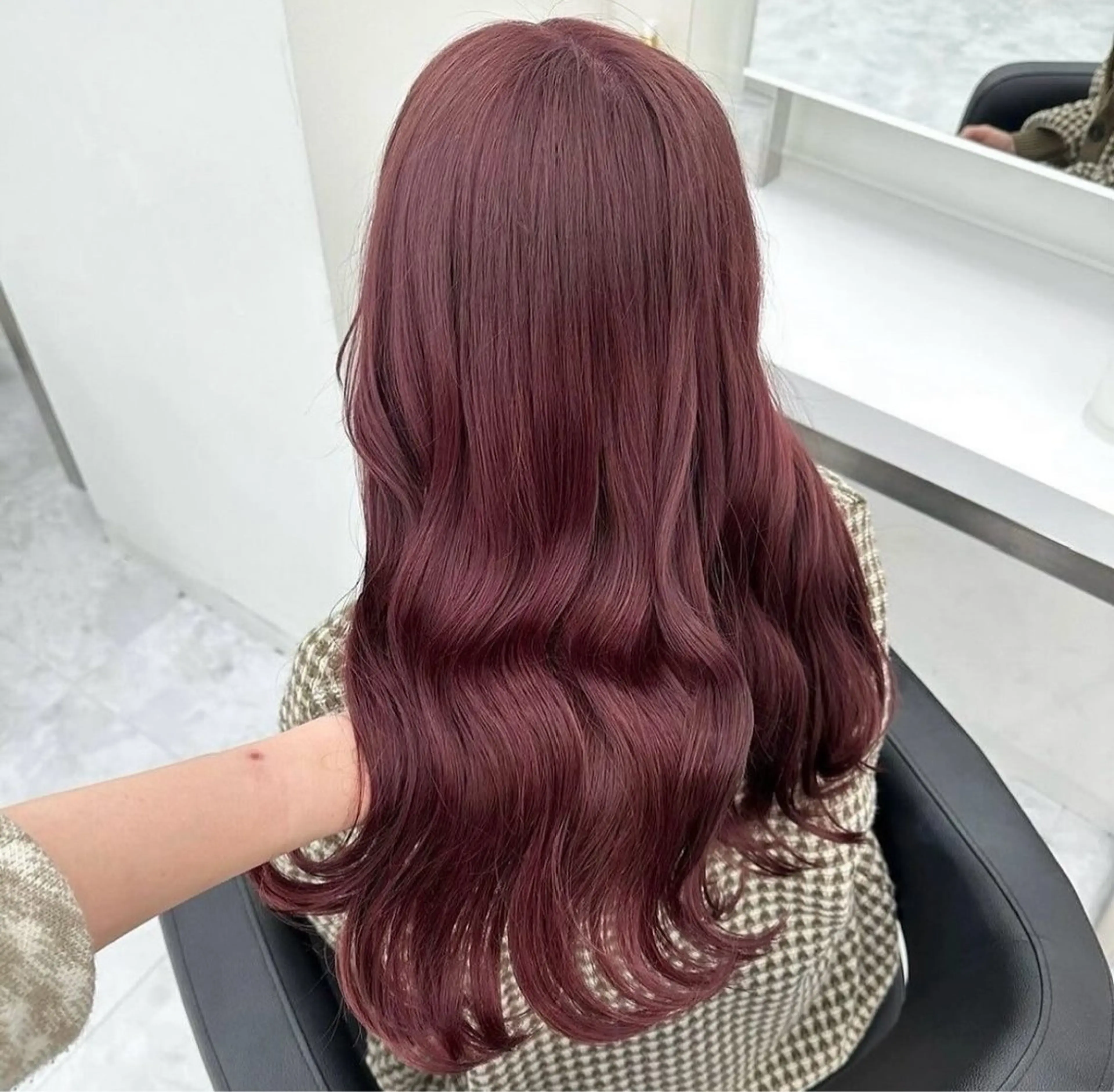 カラー 🥯縮毛/レイヤー/ ベージュヘア🥯のヘアスタイル