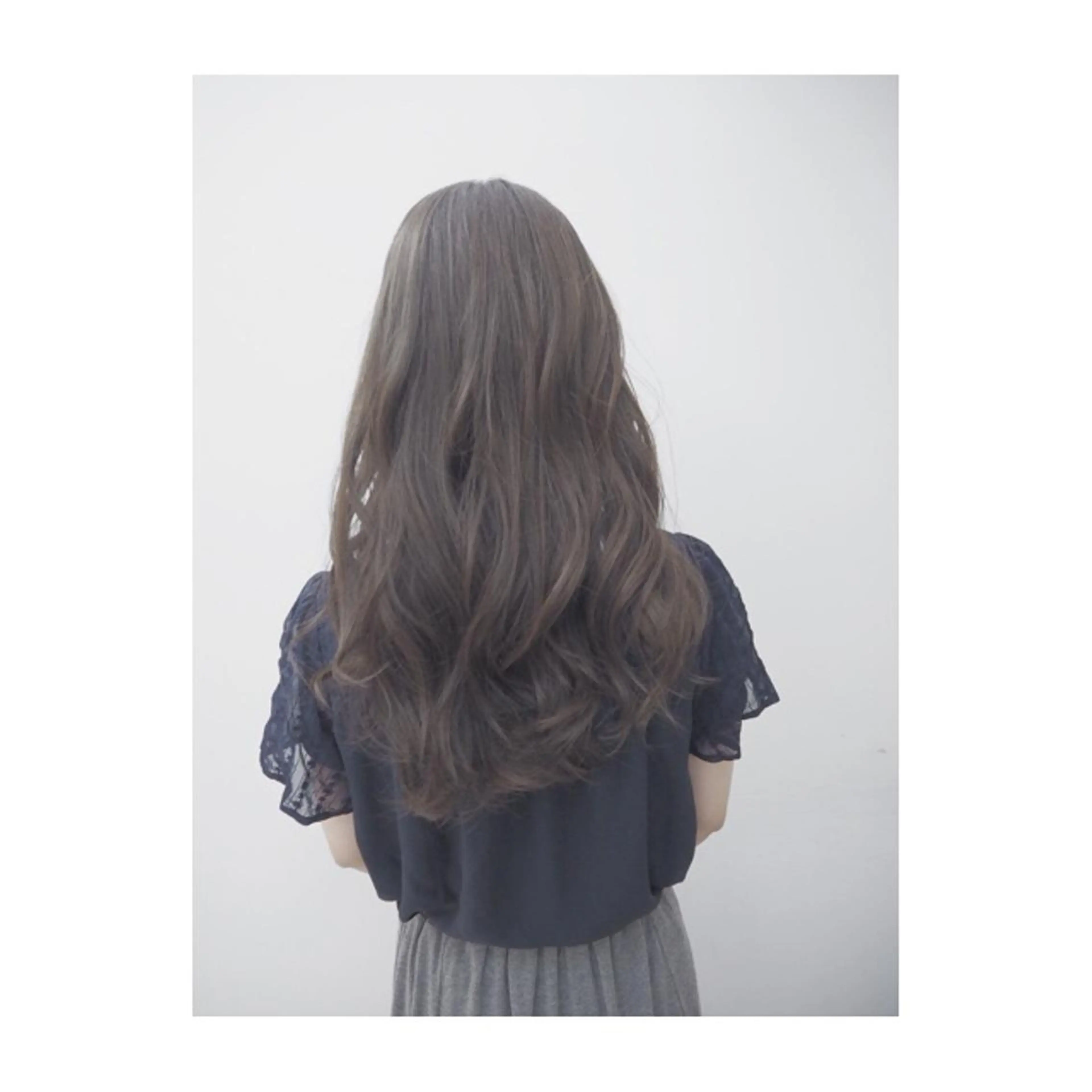 セミロング カラー 永岡 鉄平のヘアスタイル