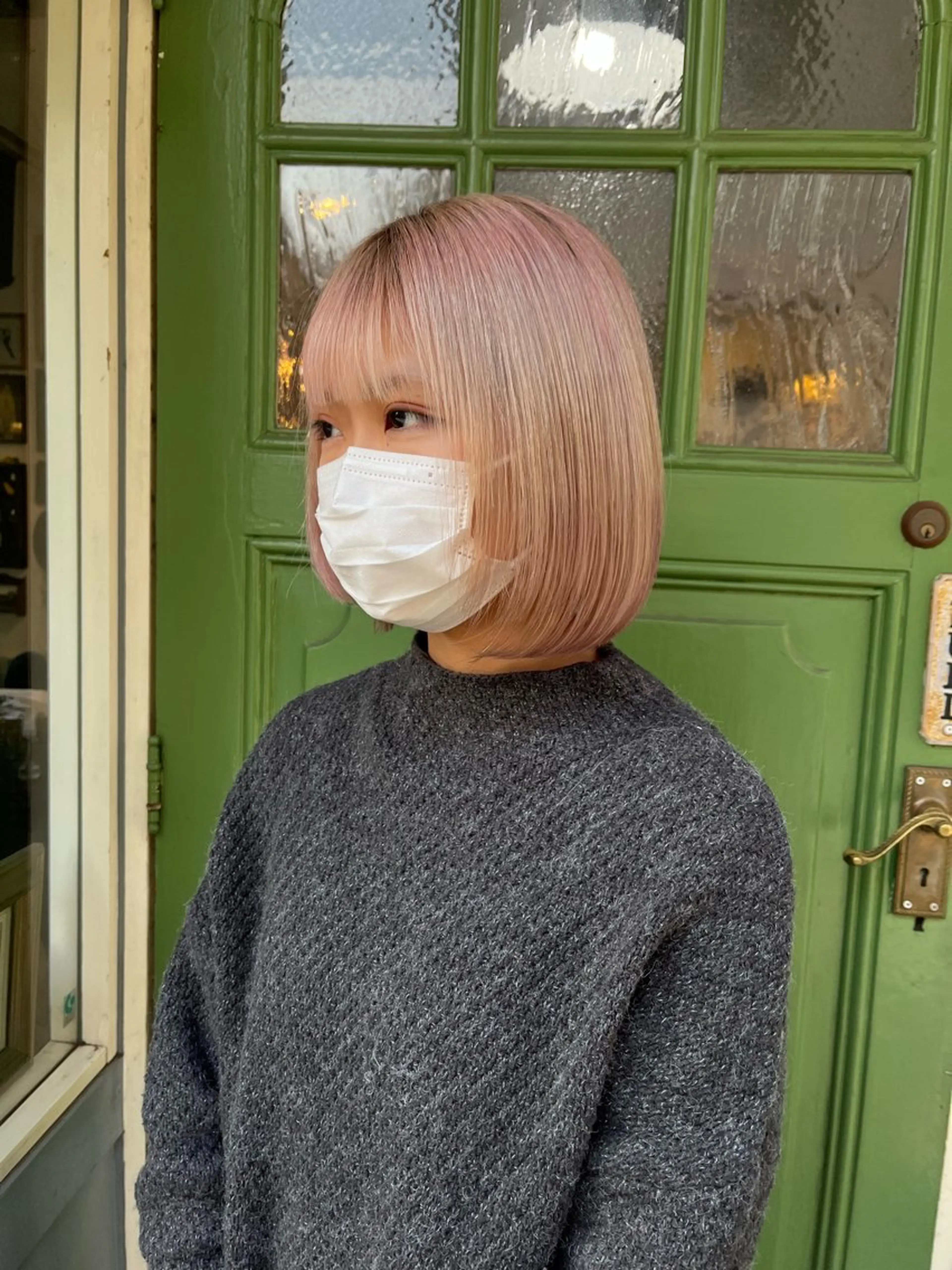 ショート カラー ハイトーンカラー ボブ 顔周りカット レイヤーカット benji 学芸大学所属・朝が楽なパーマ 🌱ショート/緒方椋のヘアスタイル