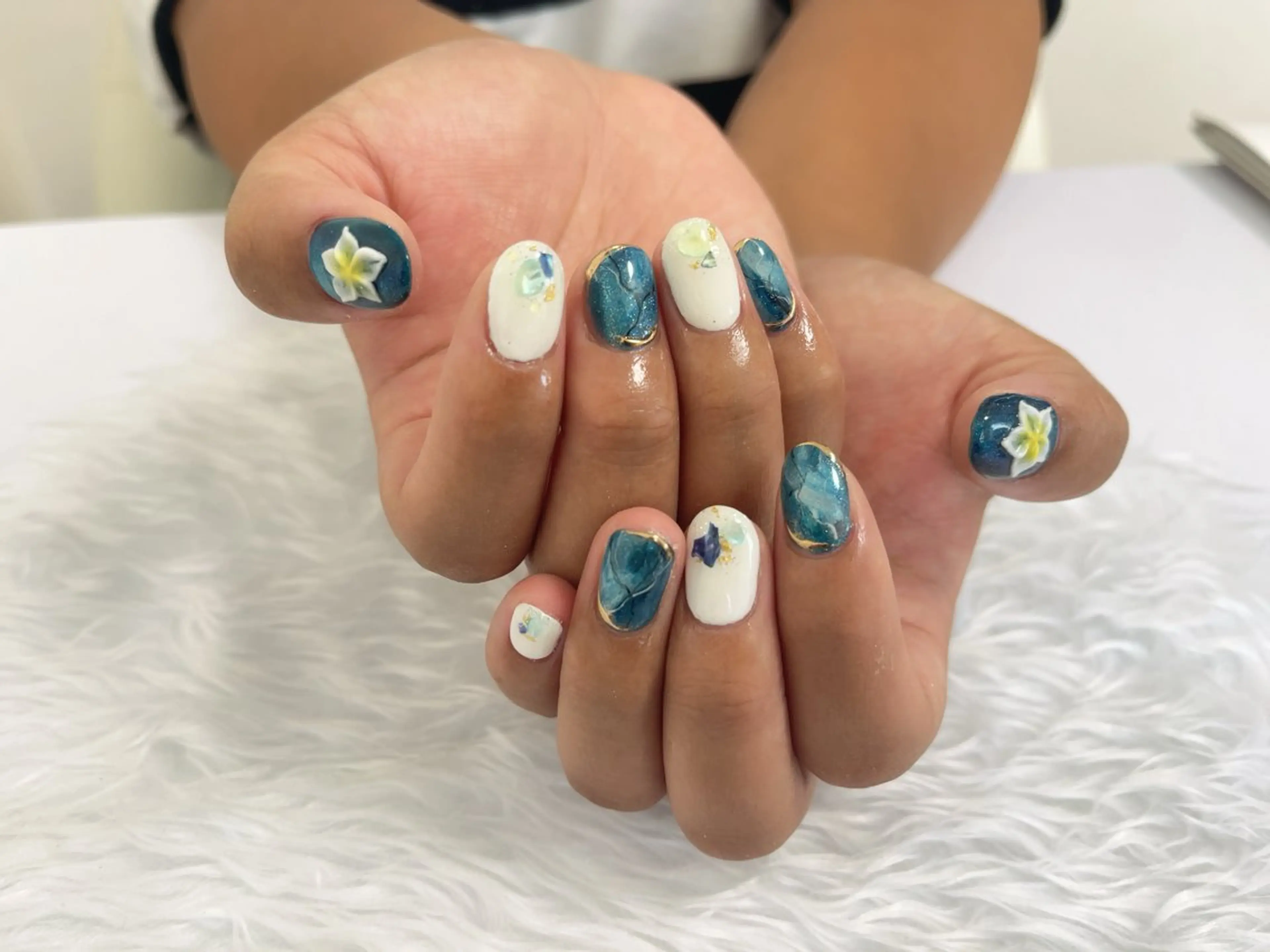 ネイル ハンドネイル プライベートサロン featherのネイルデザイン