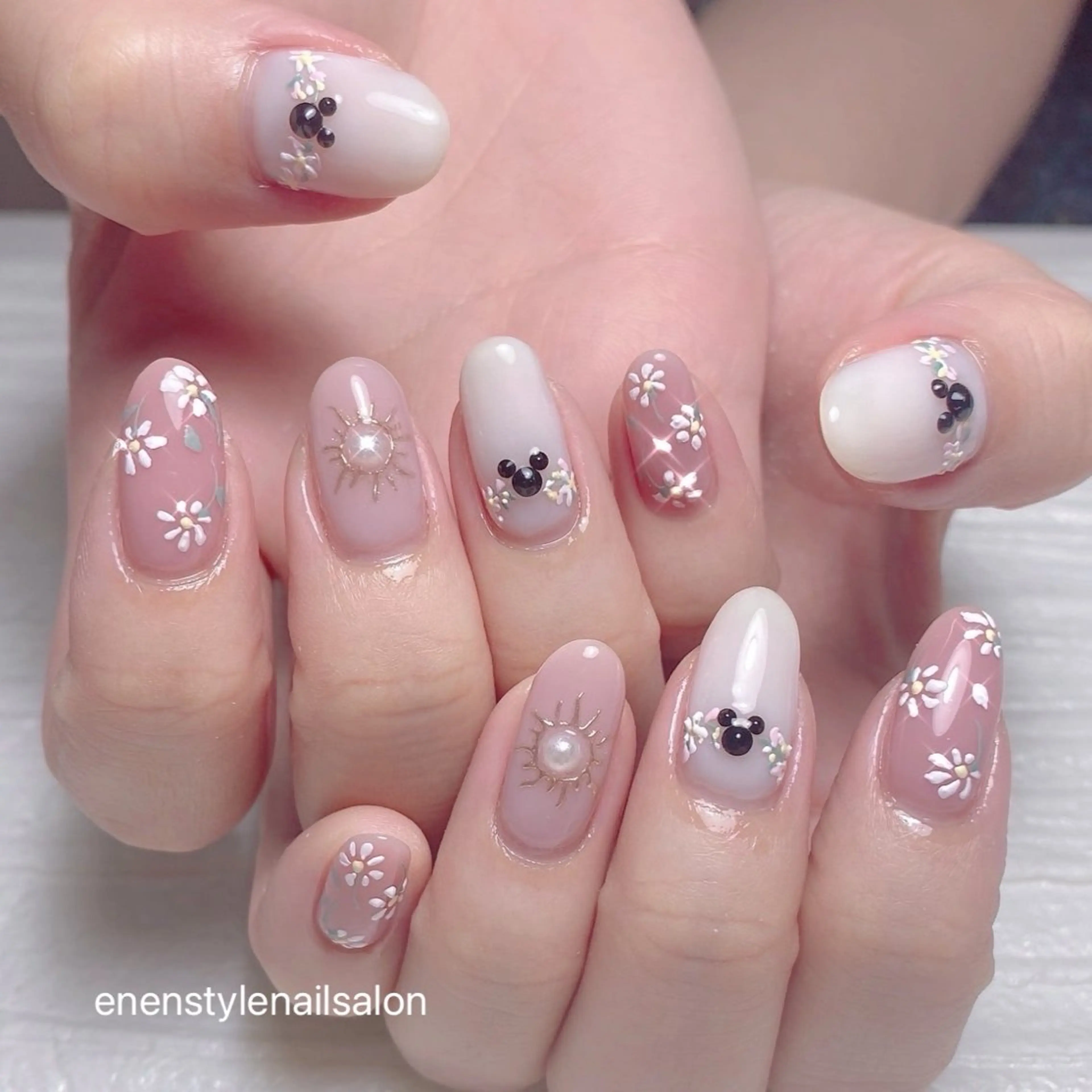 ネイル ハンドネイル 👑enen style👑のネイルデザイン