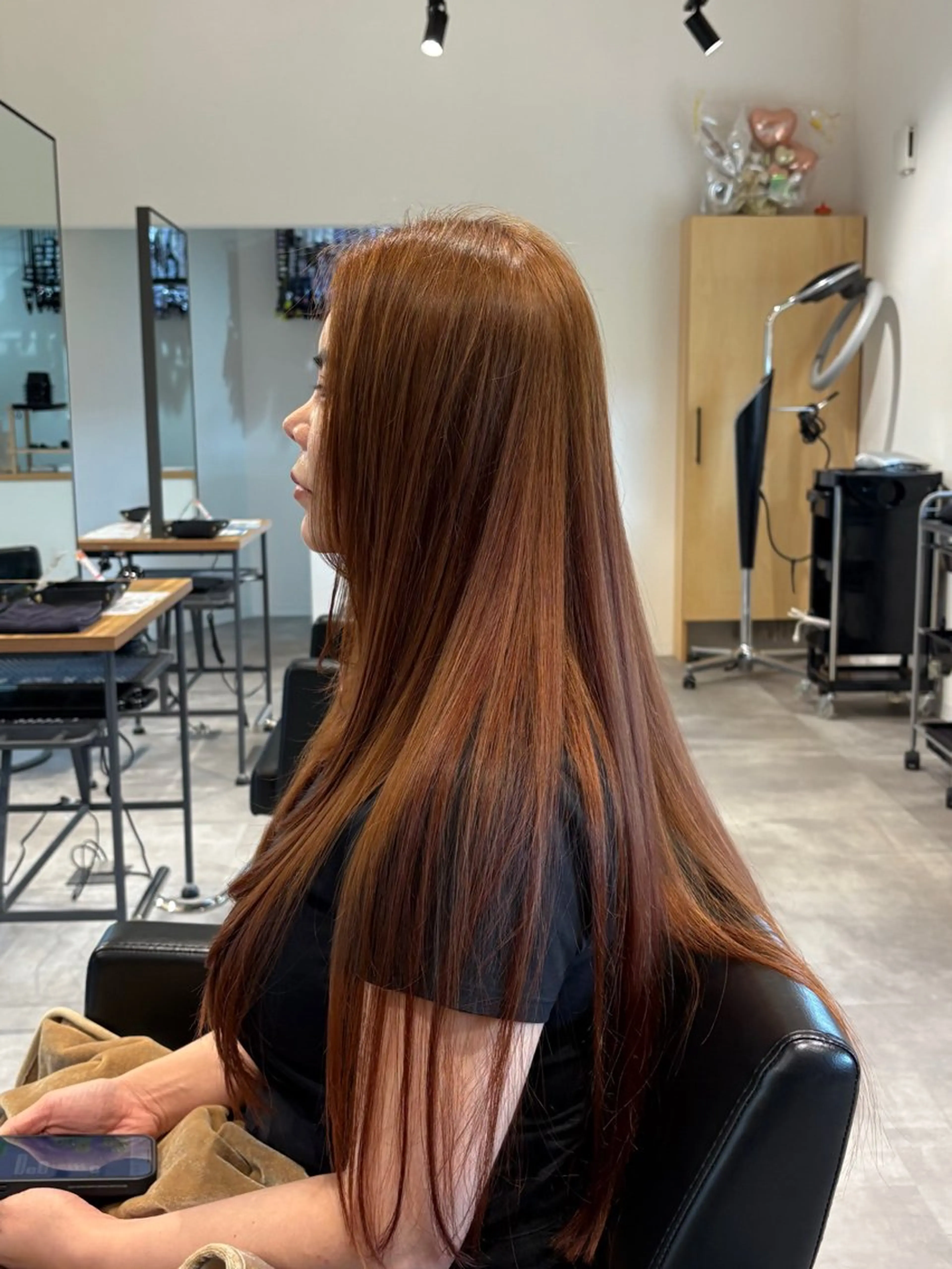 ロング 滑川 吏音のヘアスタイル