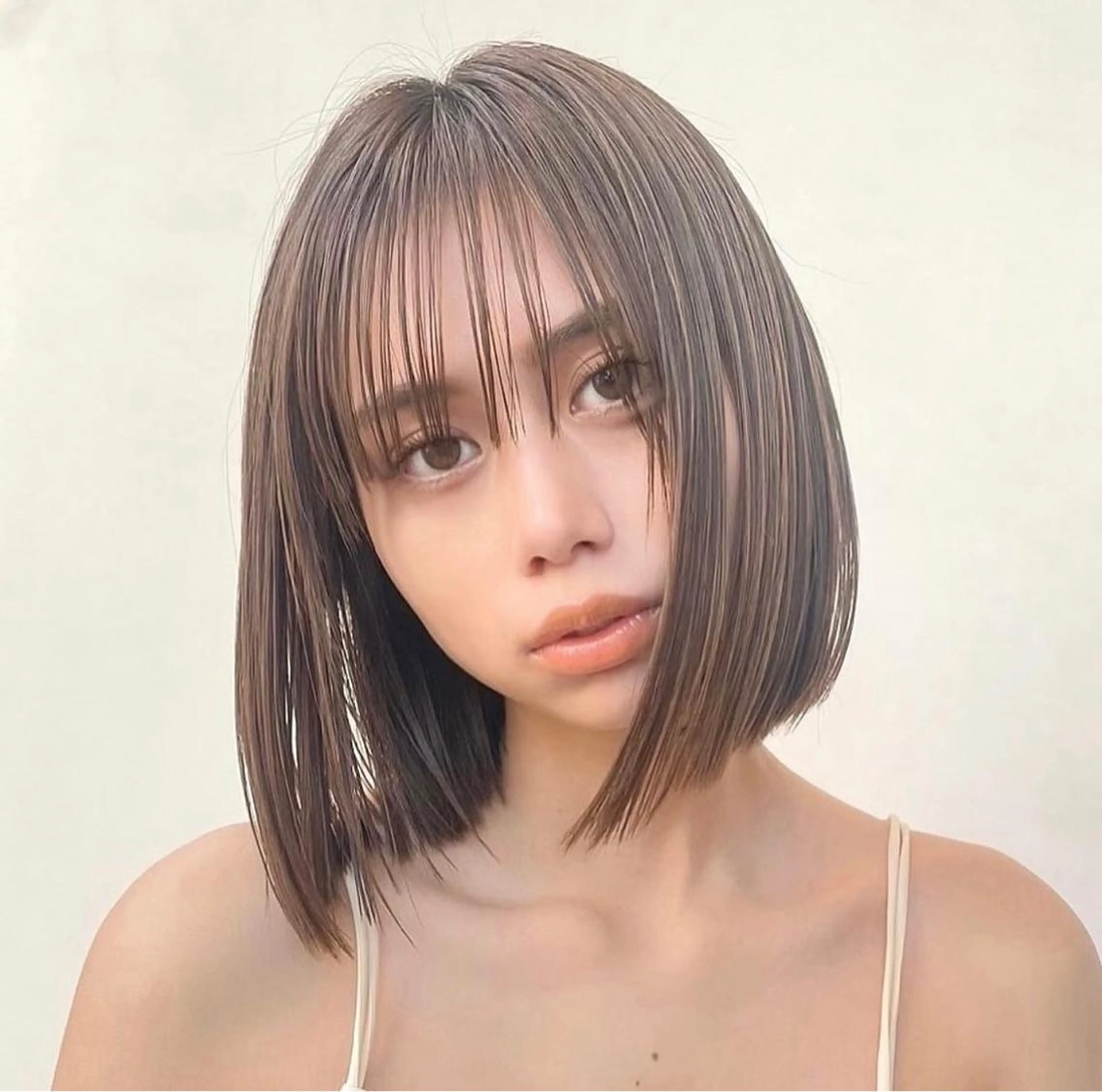 ショート カラー ボブ カット ヘアカラー トリートメント TOI所属・内野 龍海 / レイヤーカットのヘアスタイル