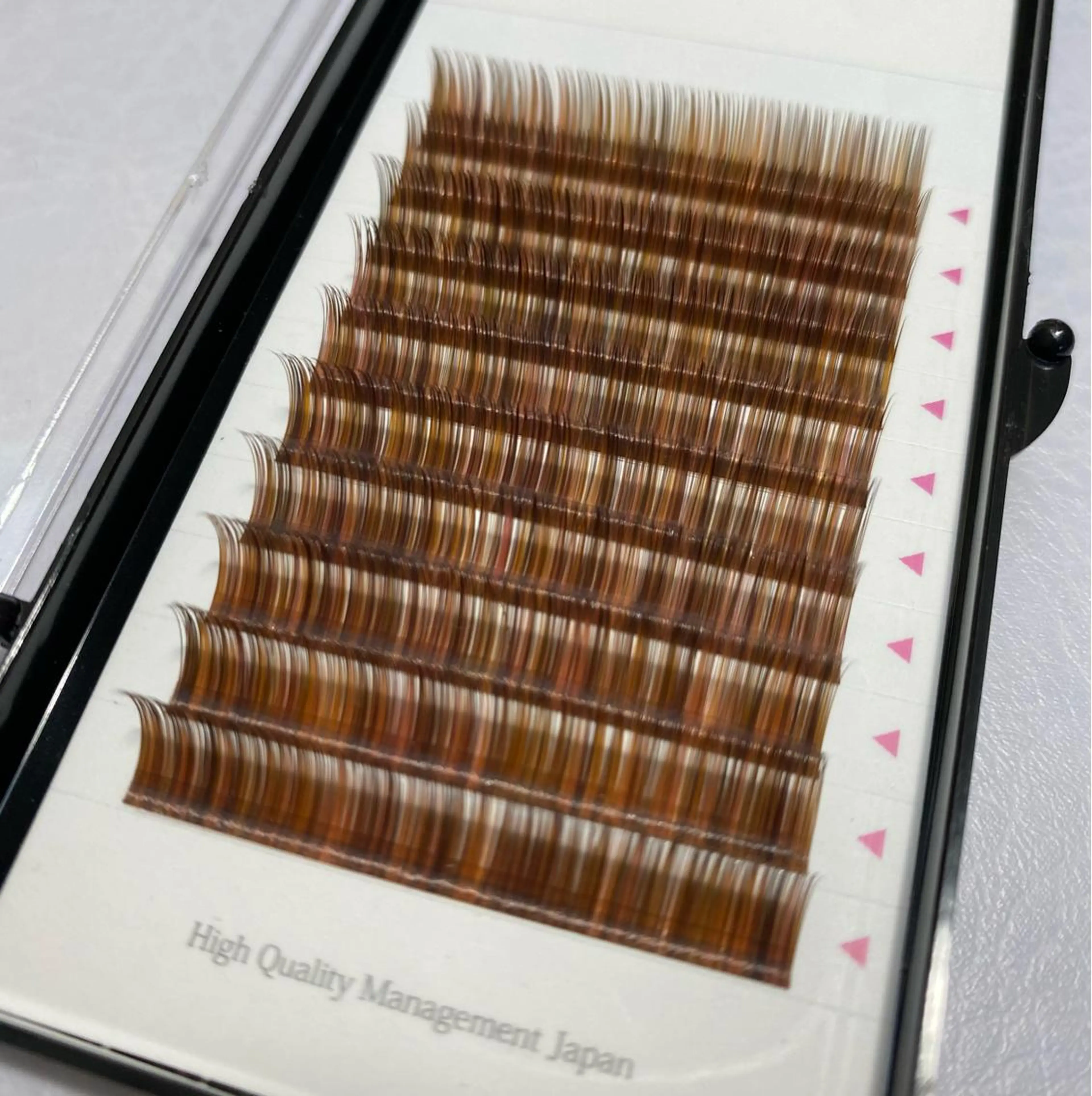 マツエク・マツパ ボリュームラッシュ AQUA eyelash南浦和のマツエク・マツパデザイン