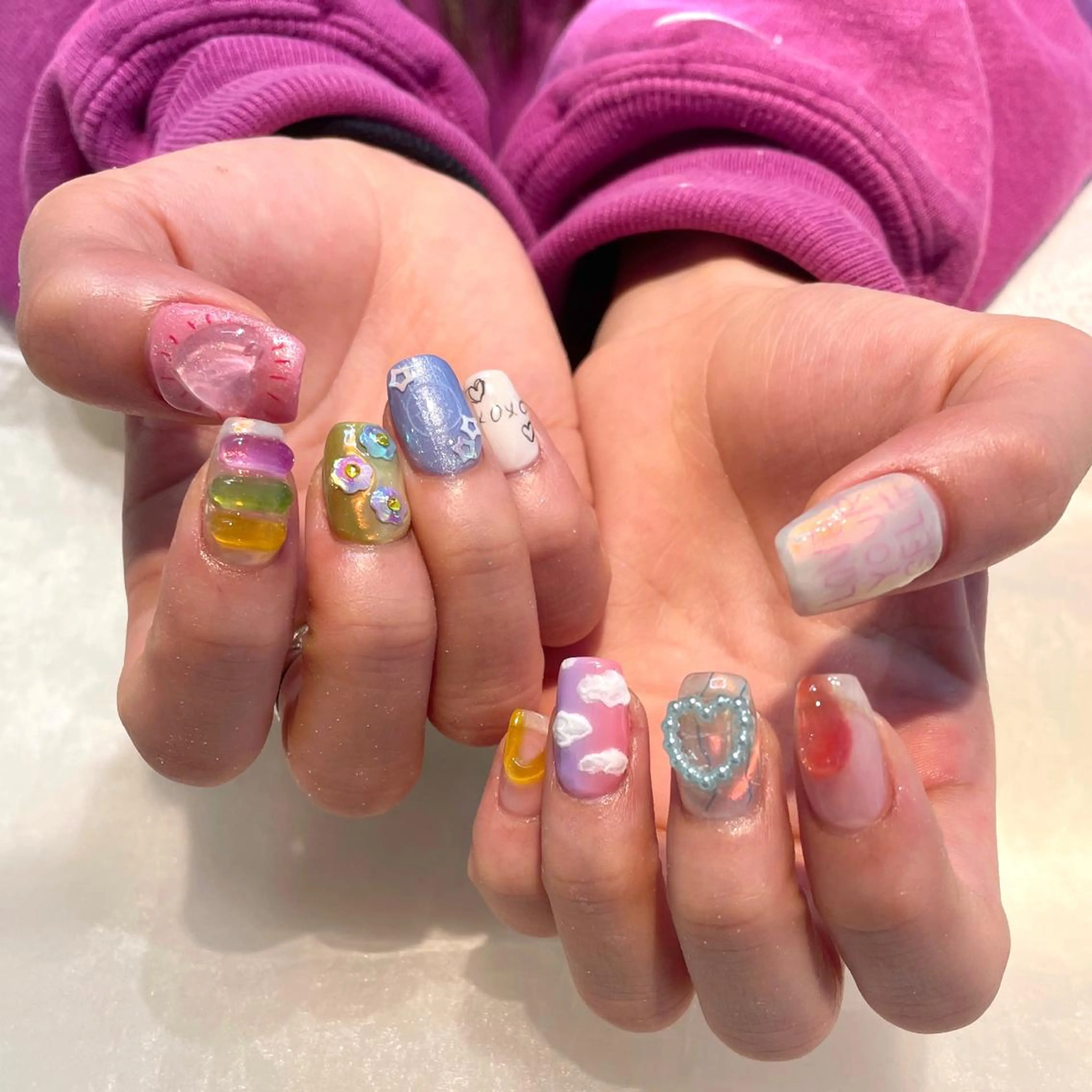 ネイル ハンドネイル 新井 ひなののネイルデザイン