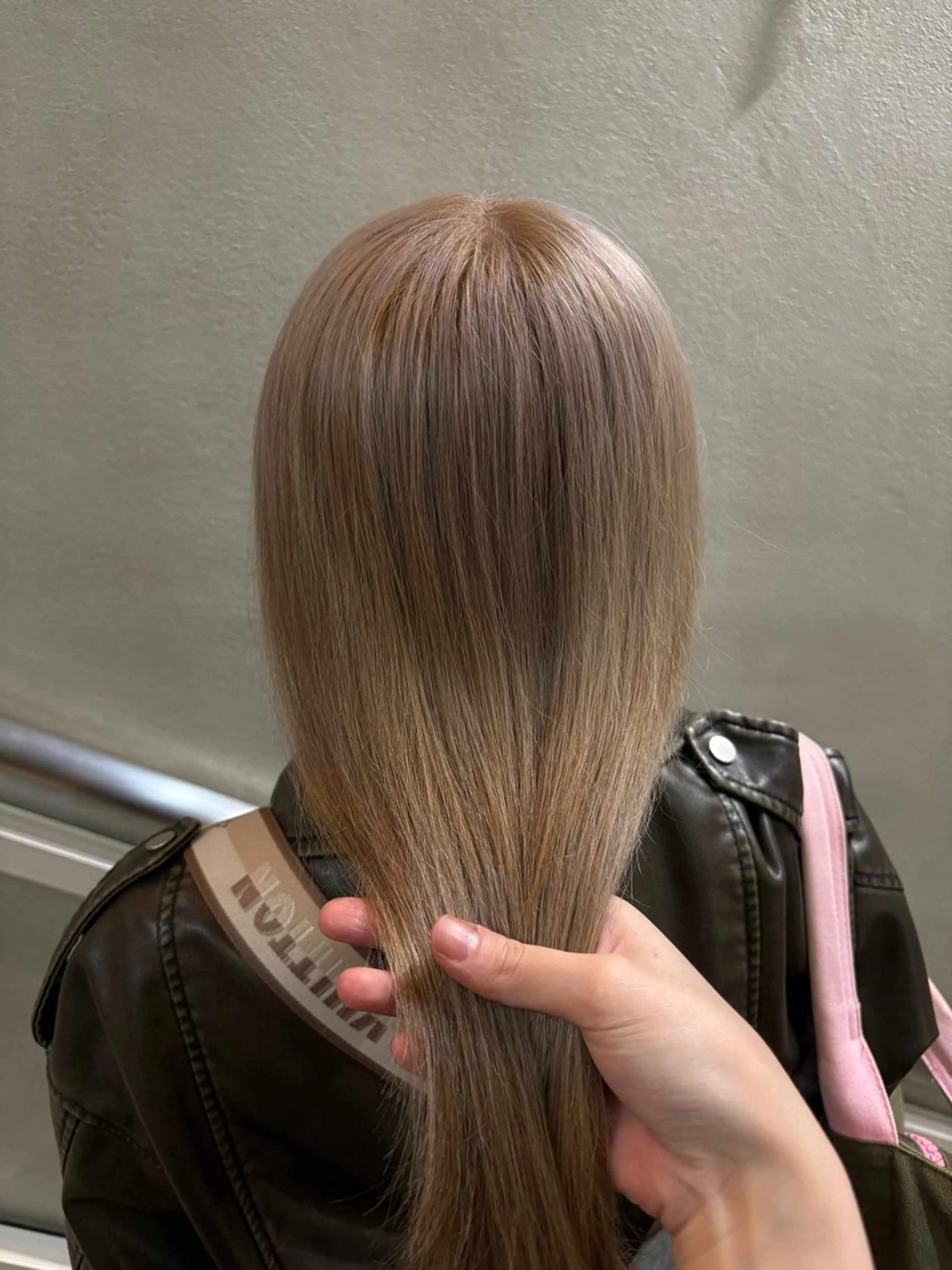 カラー ベージュカラー ミルクティーベージュ ヘアカラー ケイナ/ 髪質改善🍀のヘアスタイル