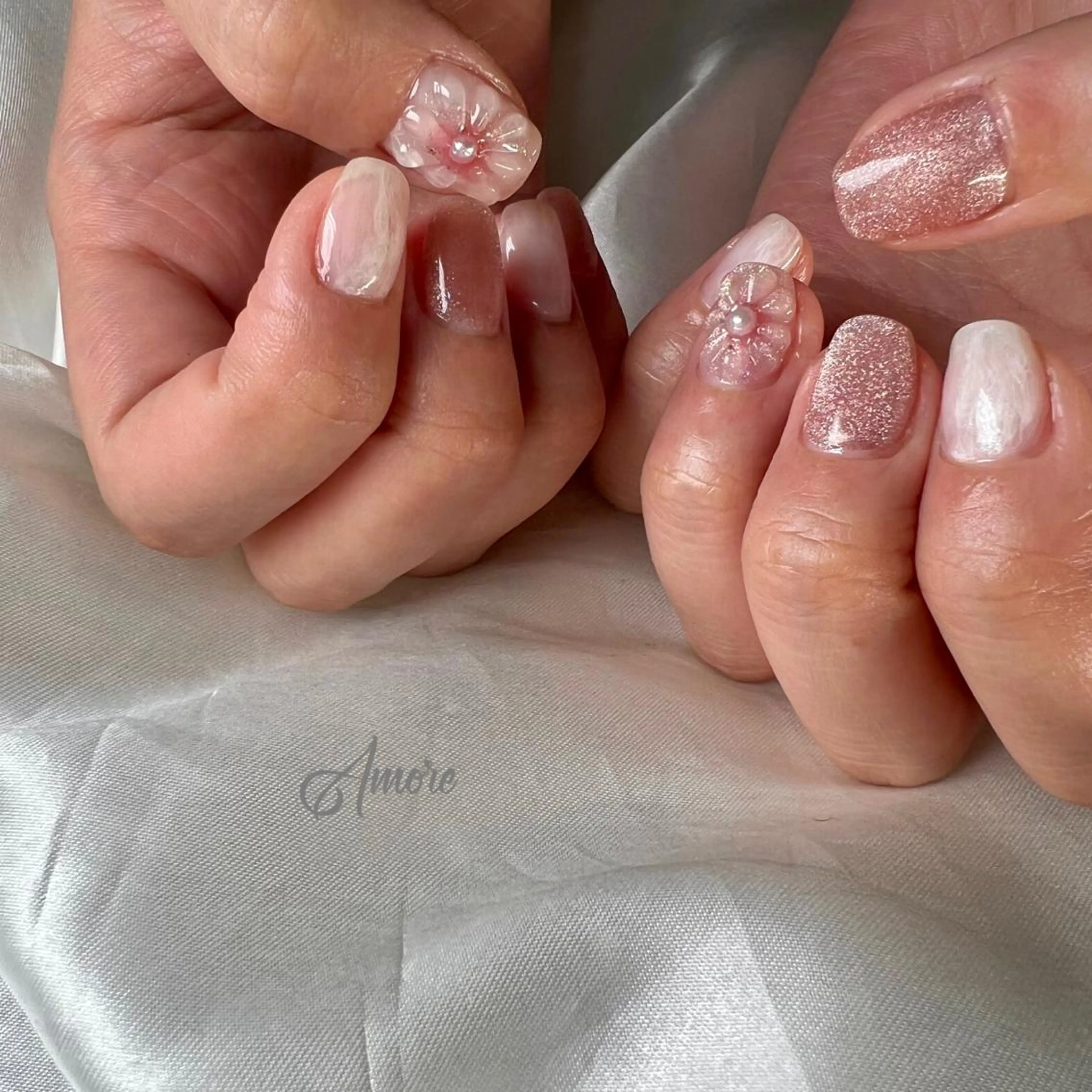 ネイル ジェルネイル 氷ネイル・うるうるネイル マグネットネイル ミラーネイル ニュアンスネイル You kyehwaのネイルデザイン