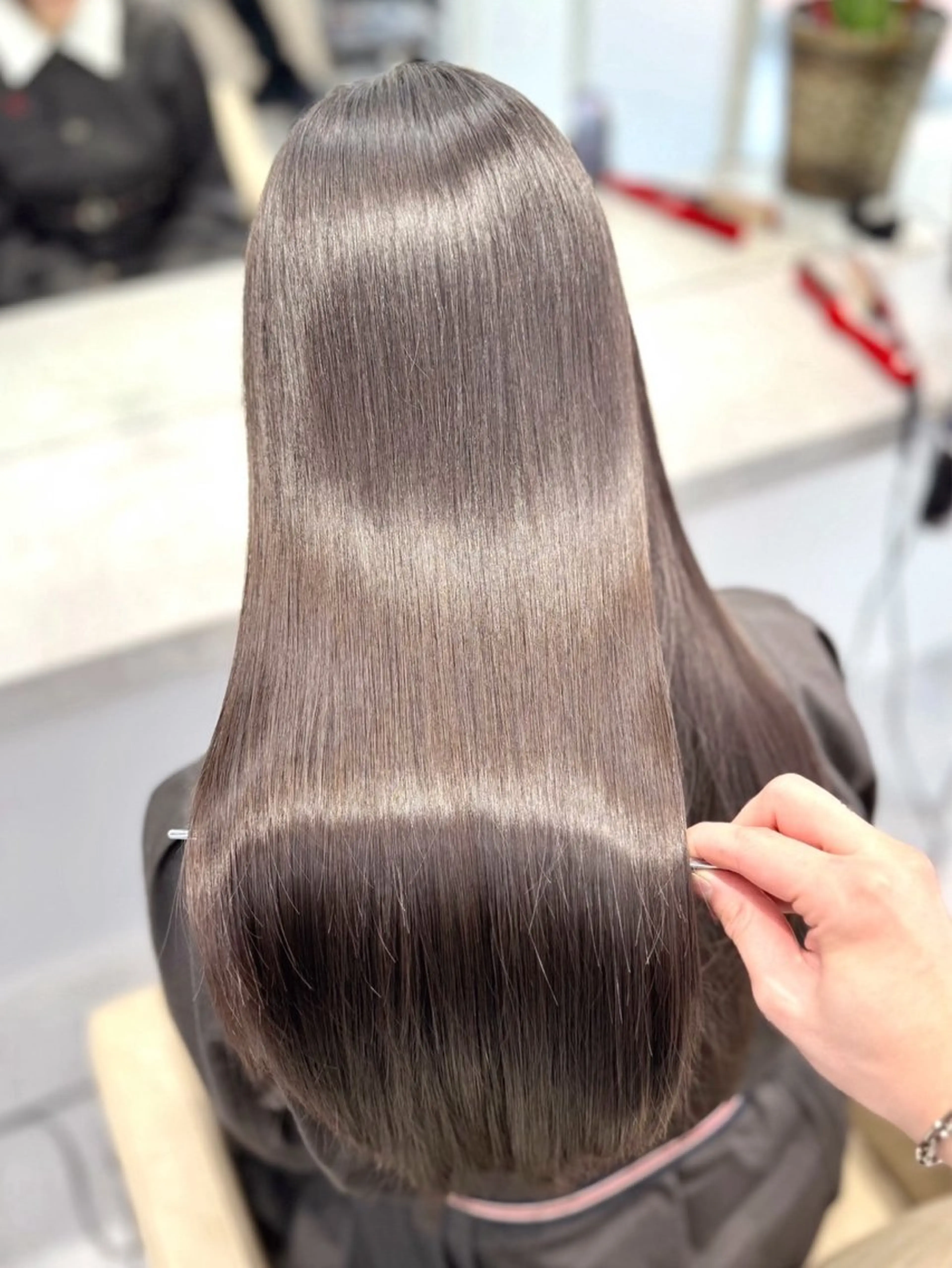 ロング 美髪改善ストレート/ 植村友哉のヘアスタイル