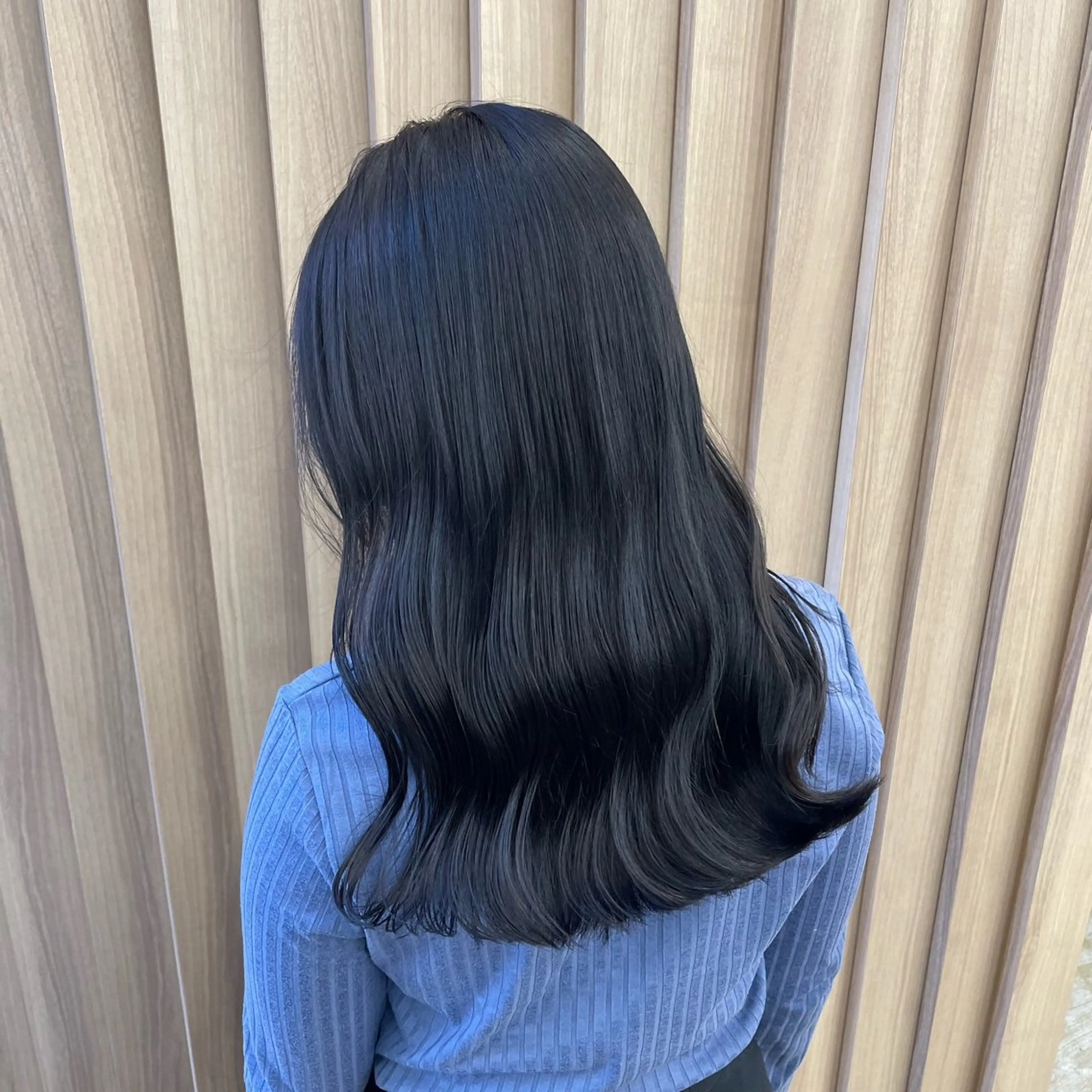 ロング カラー ヘアカラー トリートメント 肌に馴染む暗髪 梅田・増田のヘアスタイル