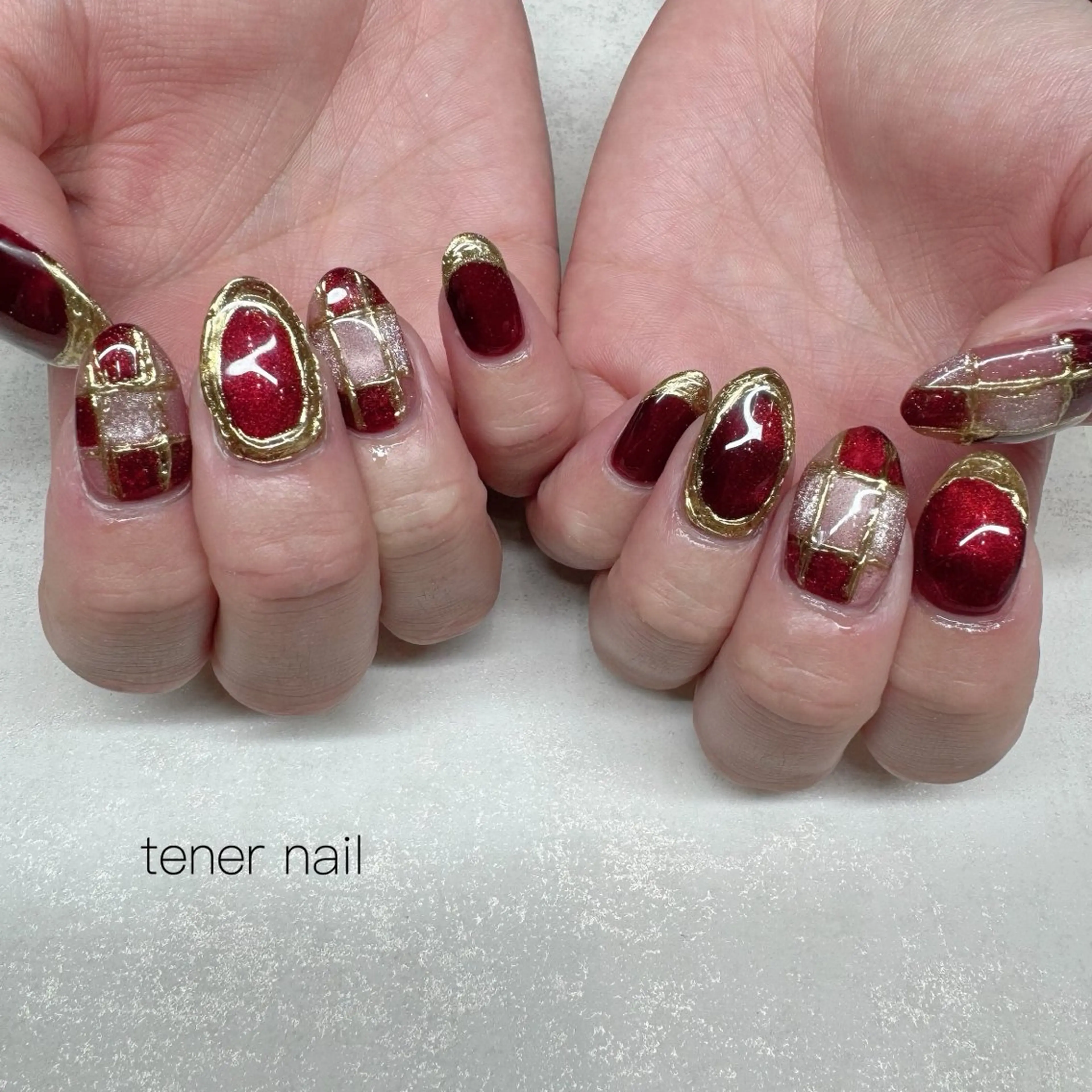 ネイル ミラーネイル 赤色 ハンドネイル tener  nail  テネルネイル所属・テネルネイル tener nailのネイルデザイン