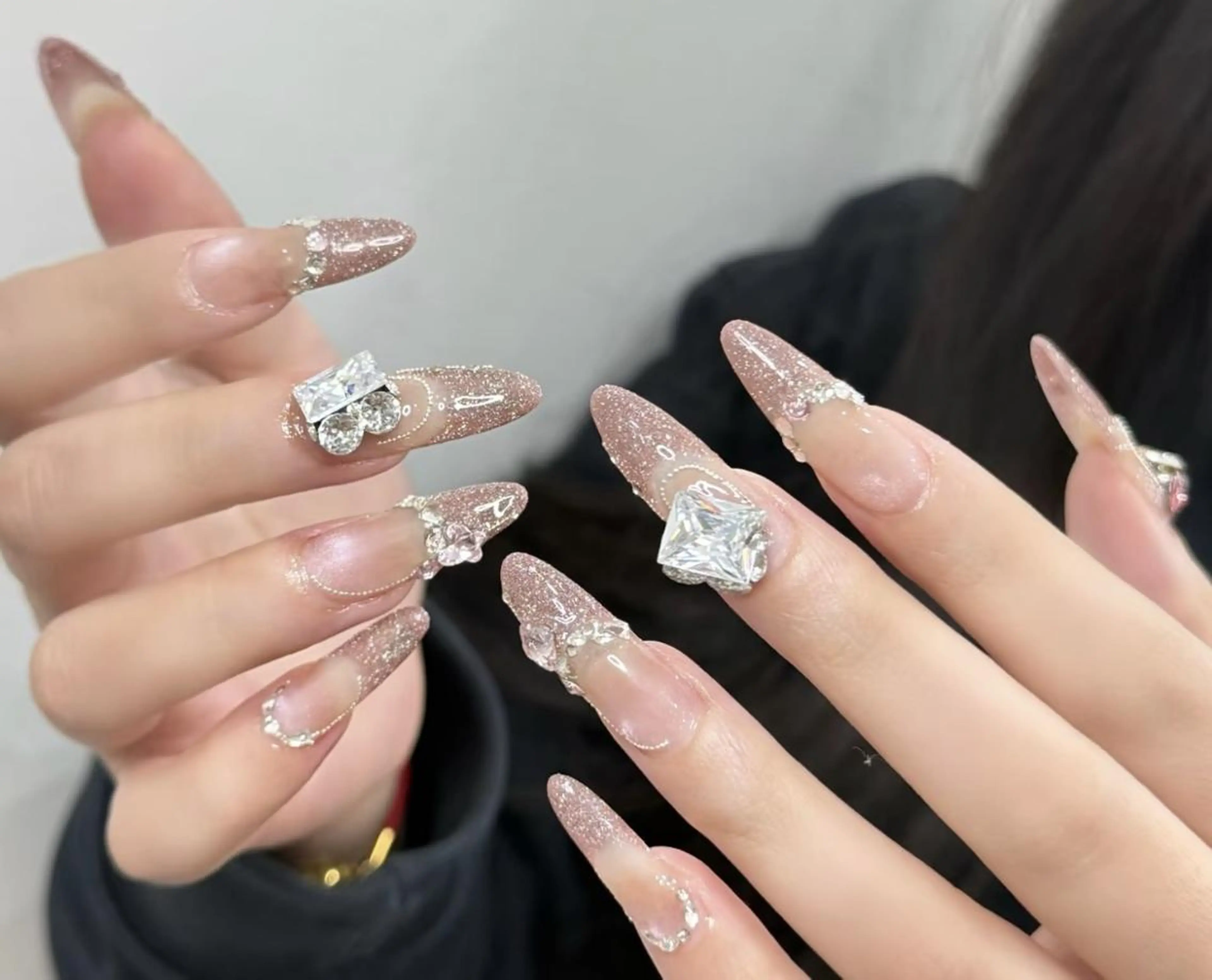 ネイル ハンドネイル 🎀 Ayaka_nailのネイルデザイン