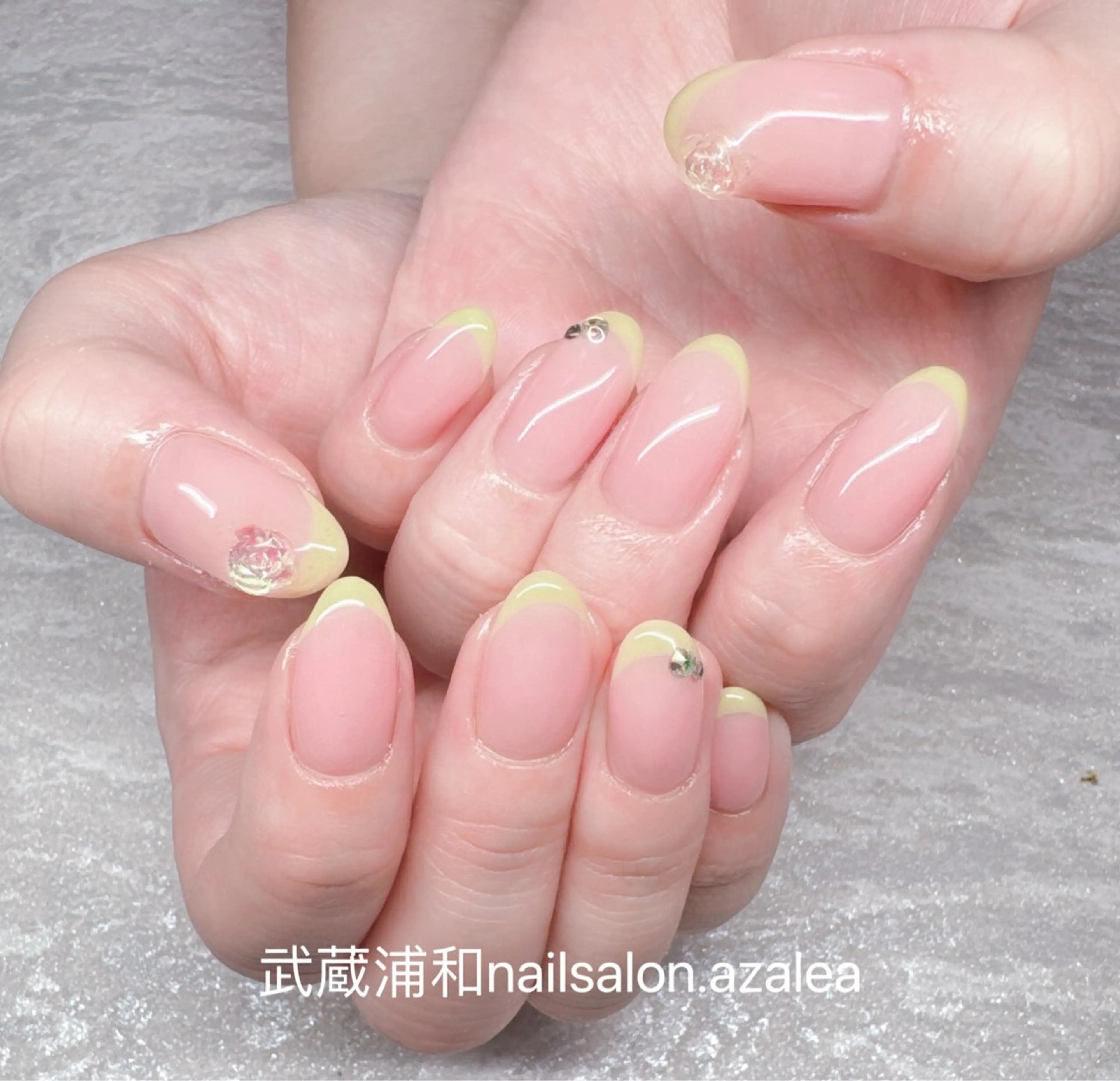 ネイル ハンドネイル R inのネイルデザイン