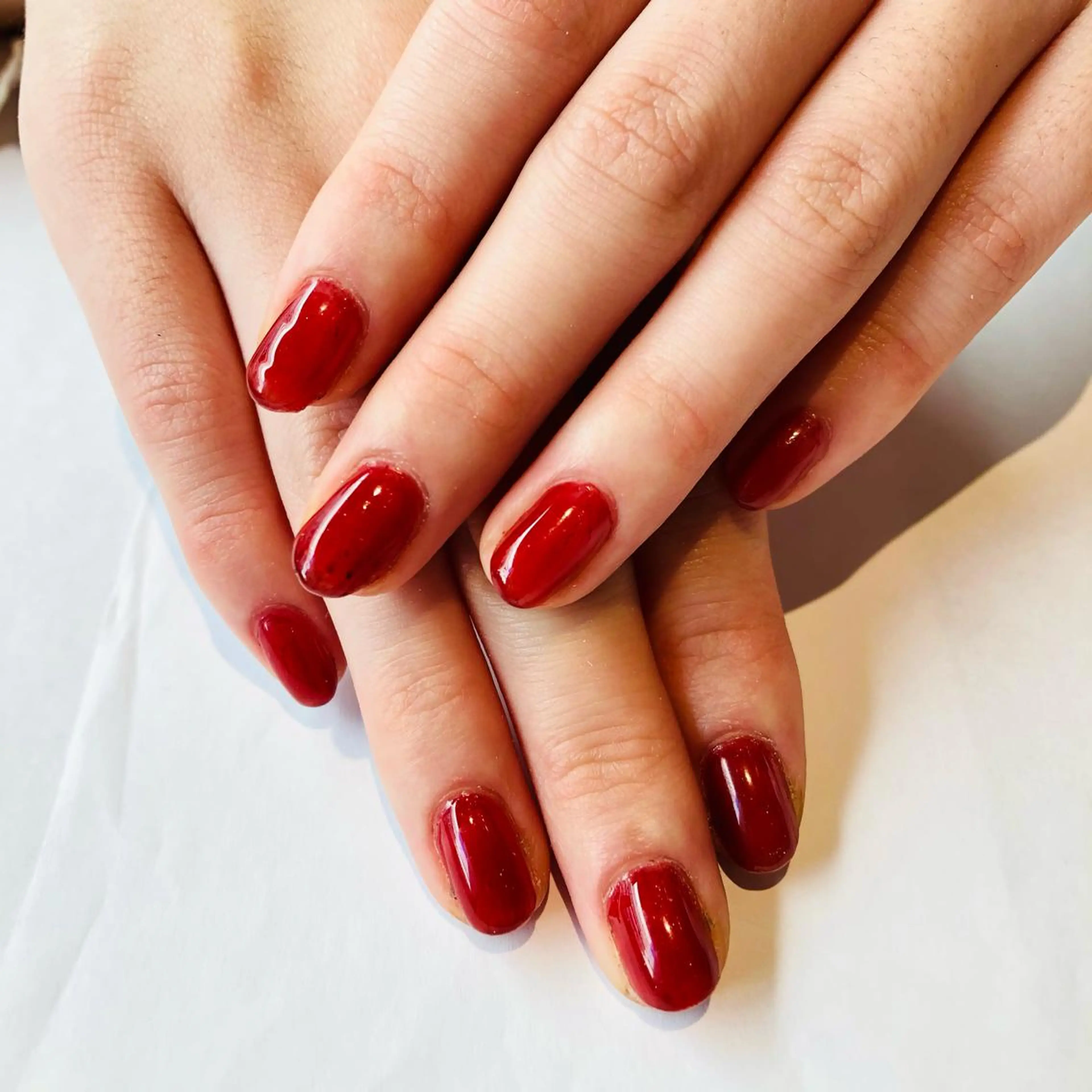 ネイル ボルドー 赤色 大阪福島韓国束感まつ げ Sayaka🤍のマツエク・マツパデザイン