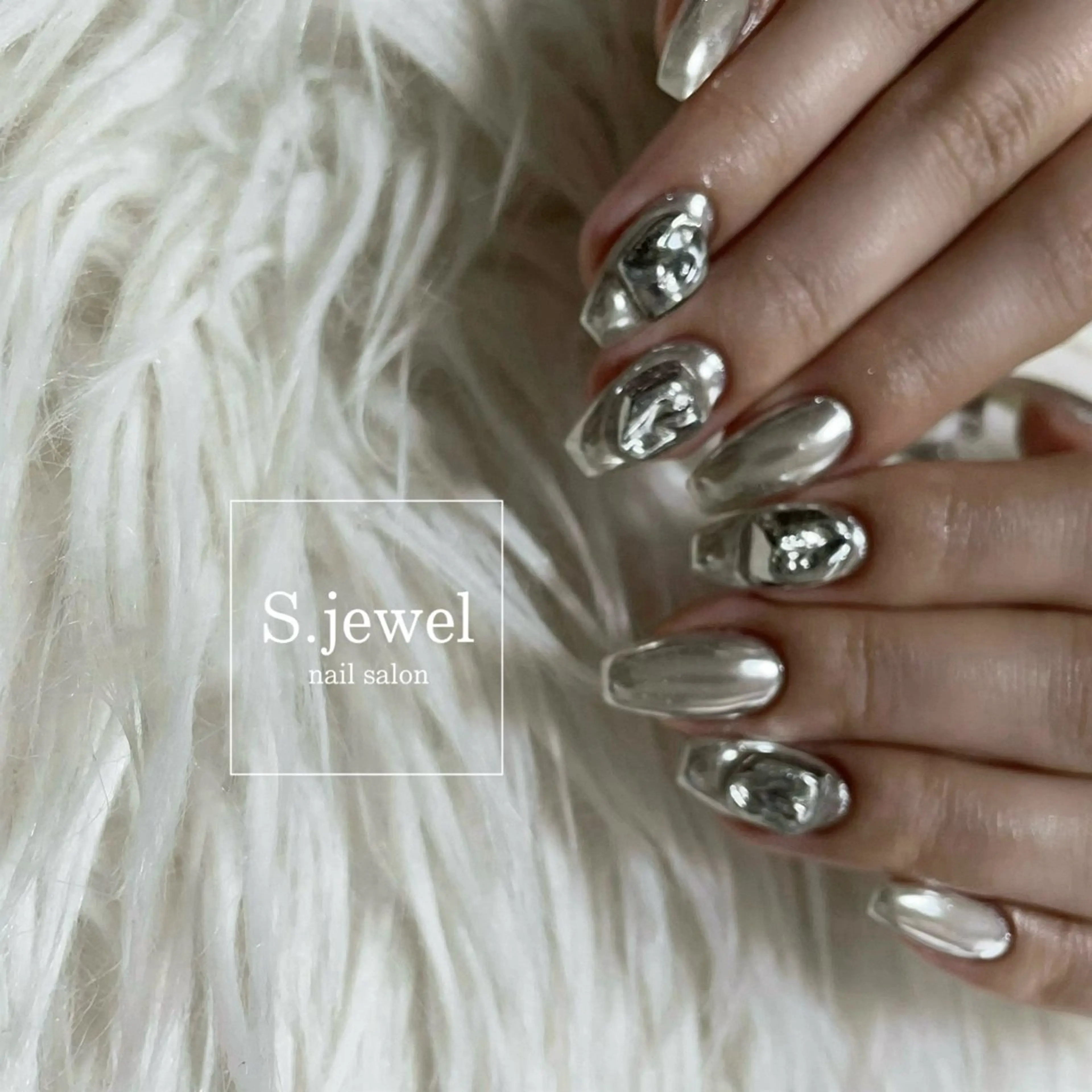 ネイル S. JEWELのネイルデザイン