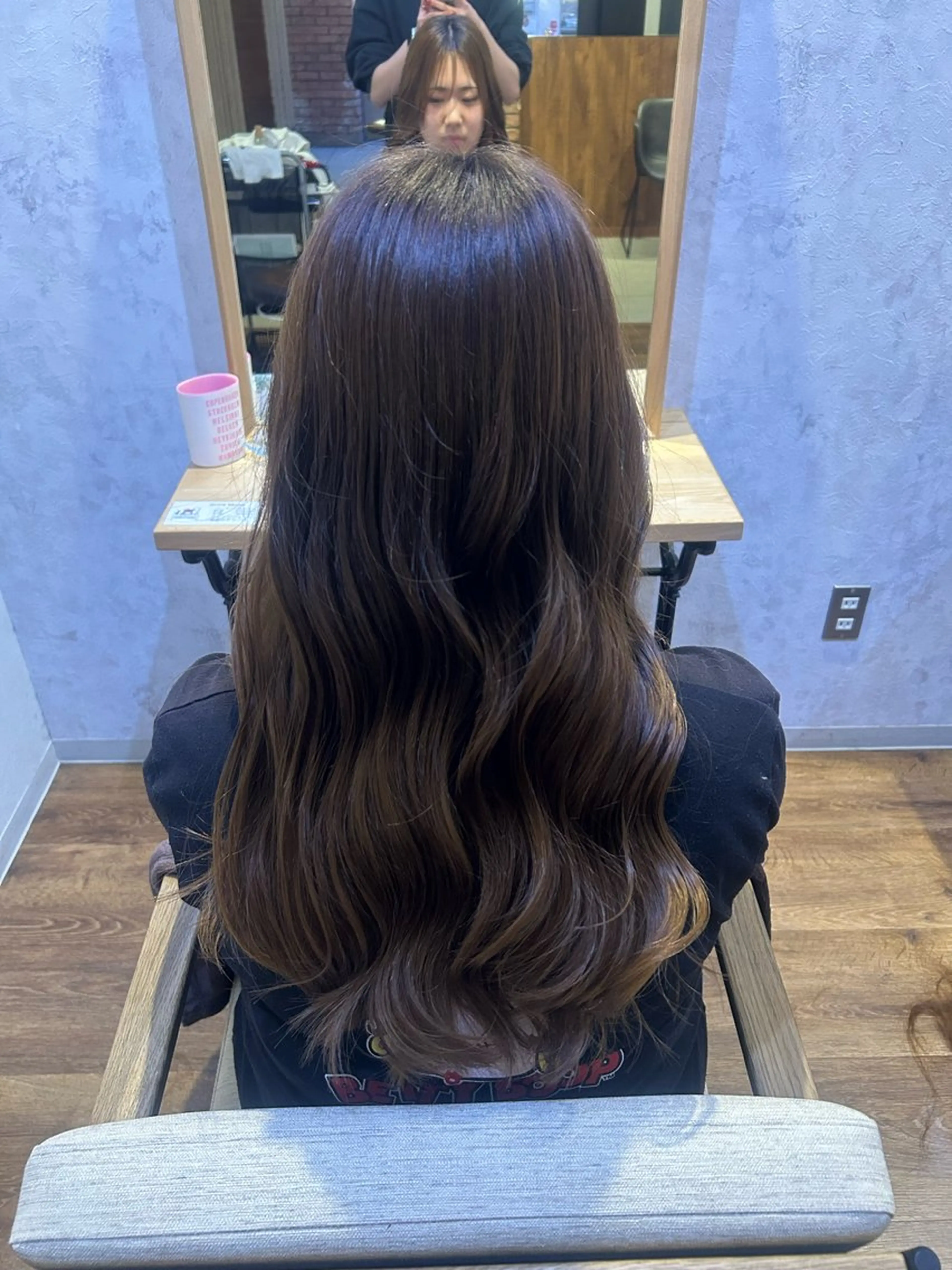 ロング カット 尾崎 恭子のヘアスタイル