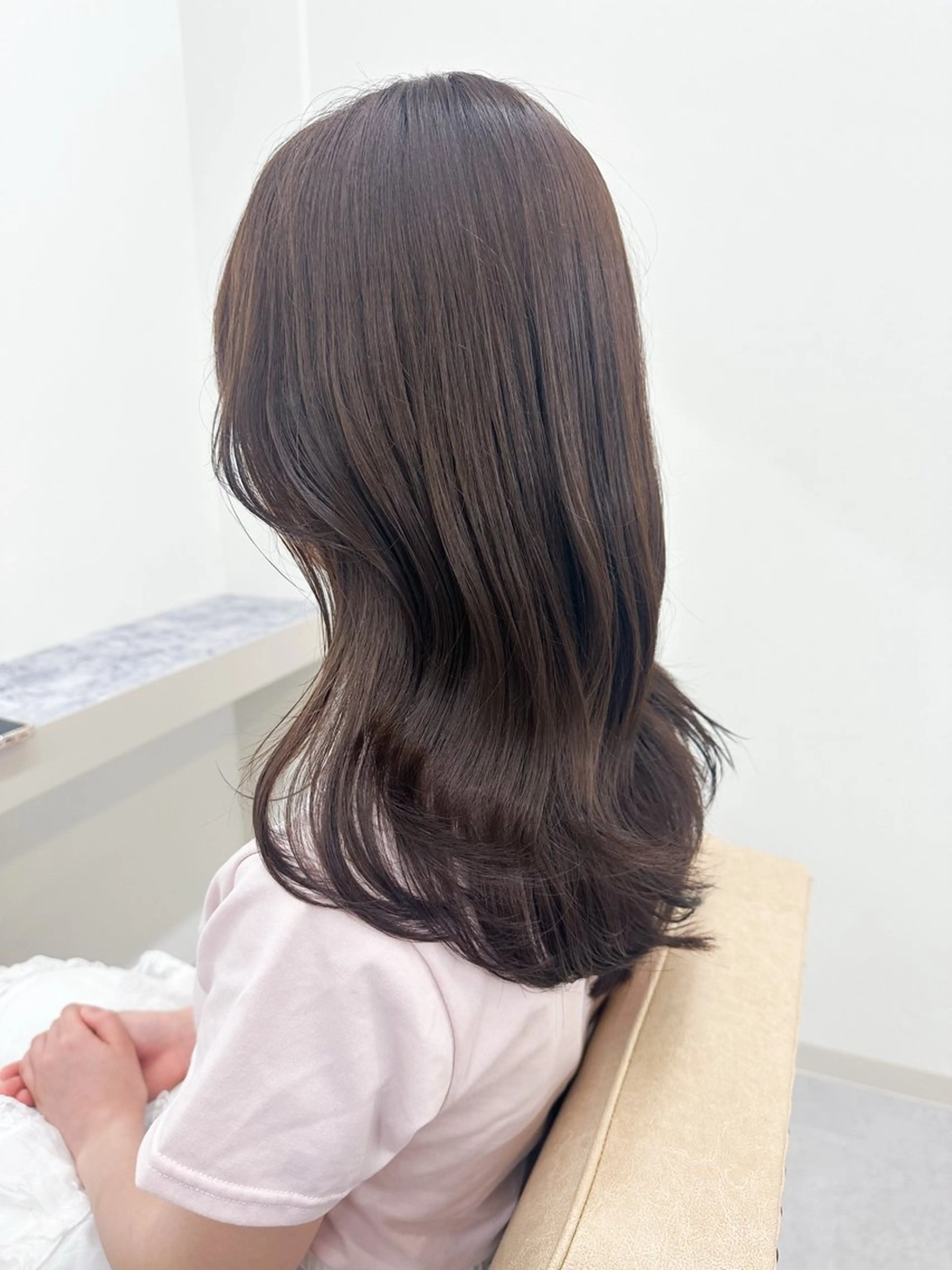 セミロング カラー ブラウンカラー ヘーゼル 🌼透明感艶カラー オリーブ🌼河村咲のヘアスタイル