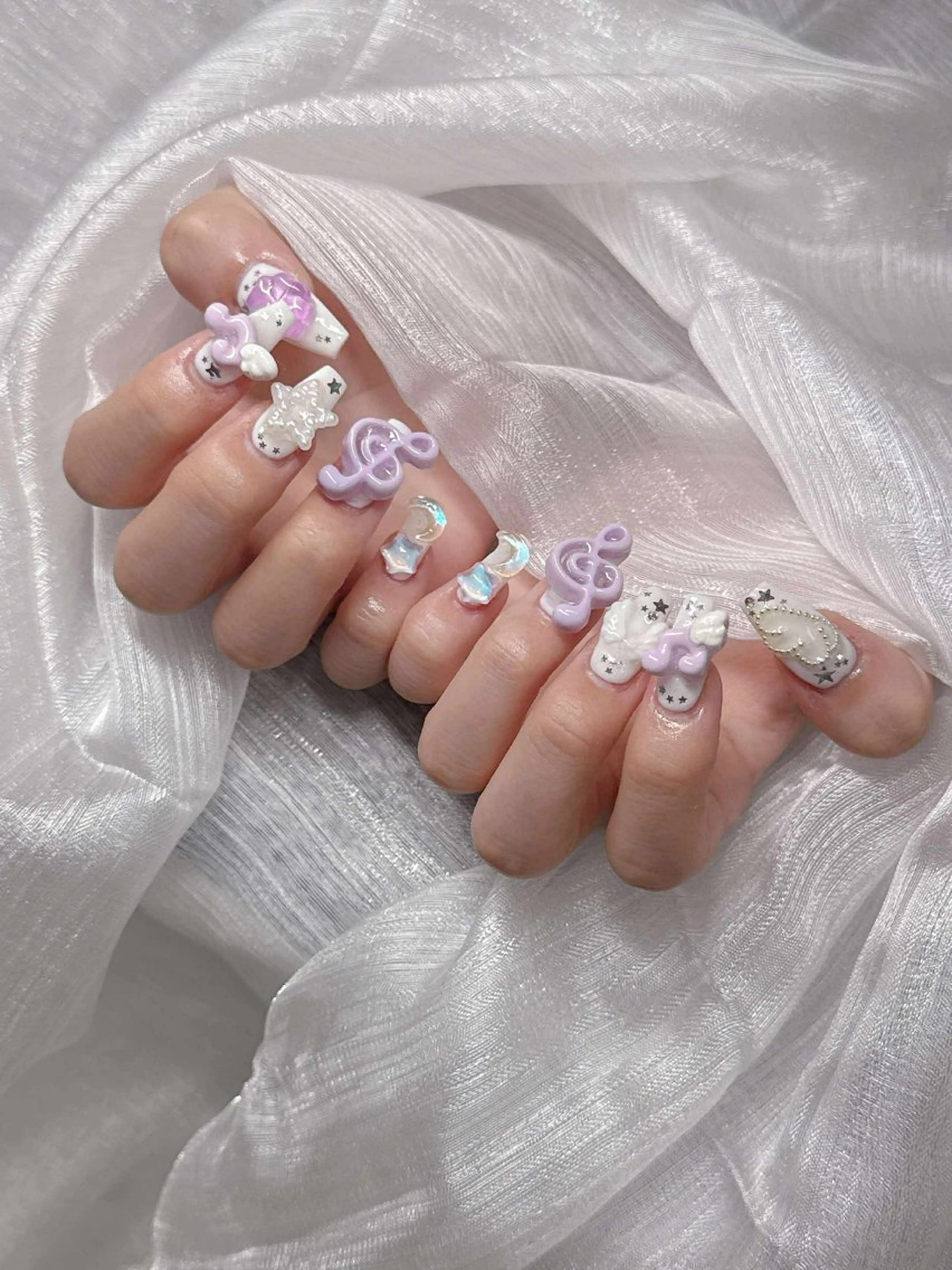 ネイル 長さ出し グラデーション 卒業式 キラキラネイル マグネットネイル ハンドネイル Lee Nailsのネイルデザイン