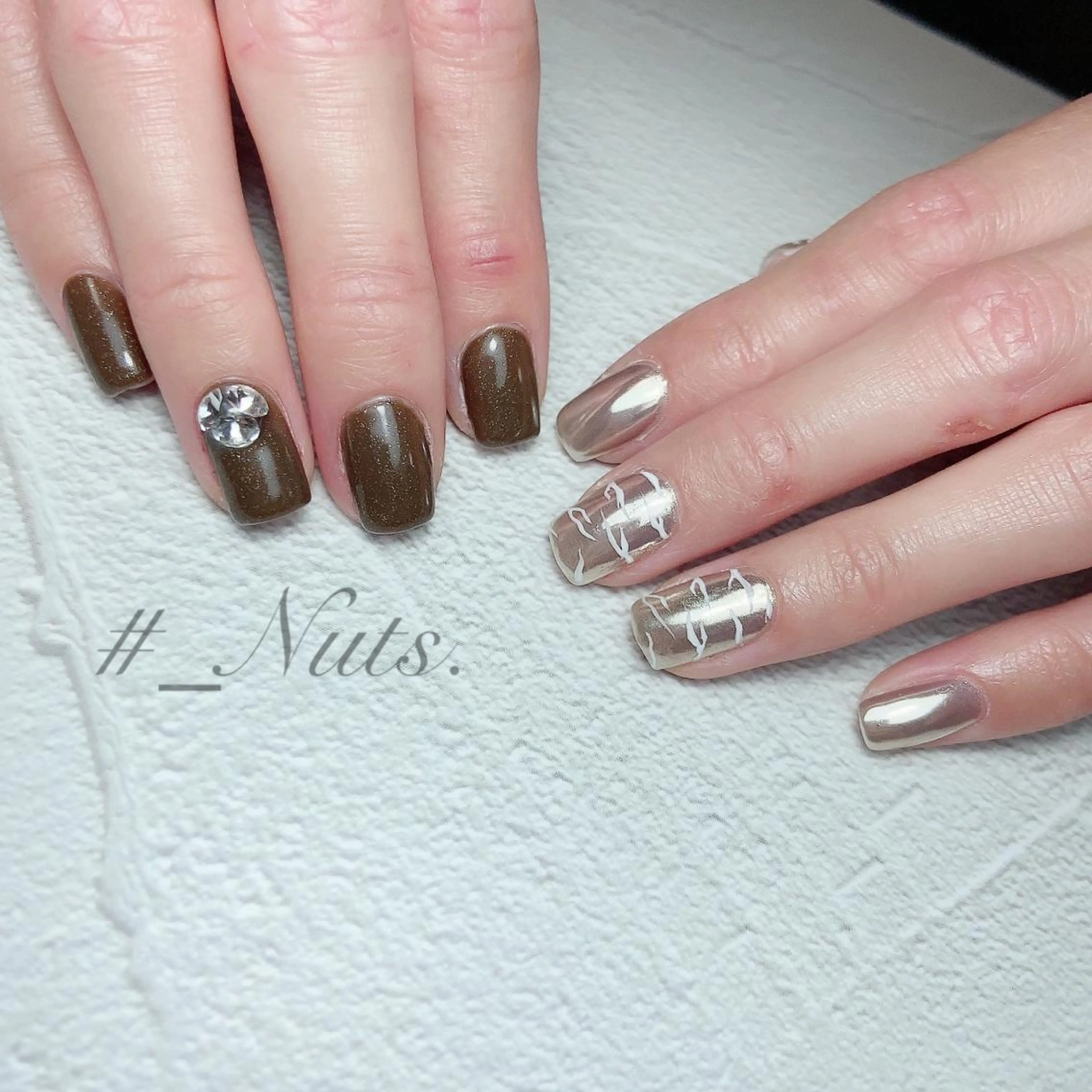 ネイル ミラーネイル 土居 夏美/束感マツエクのマツエク・マツパデザイン