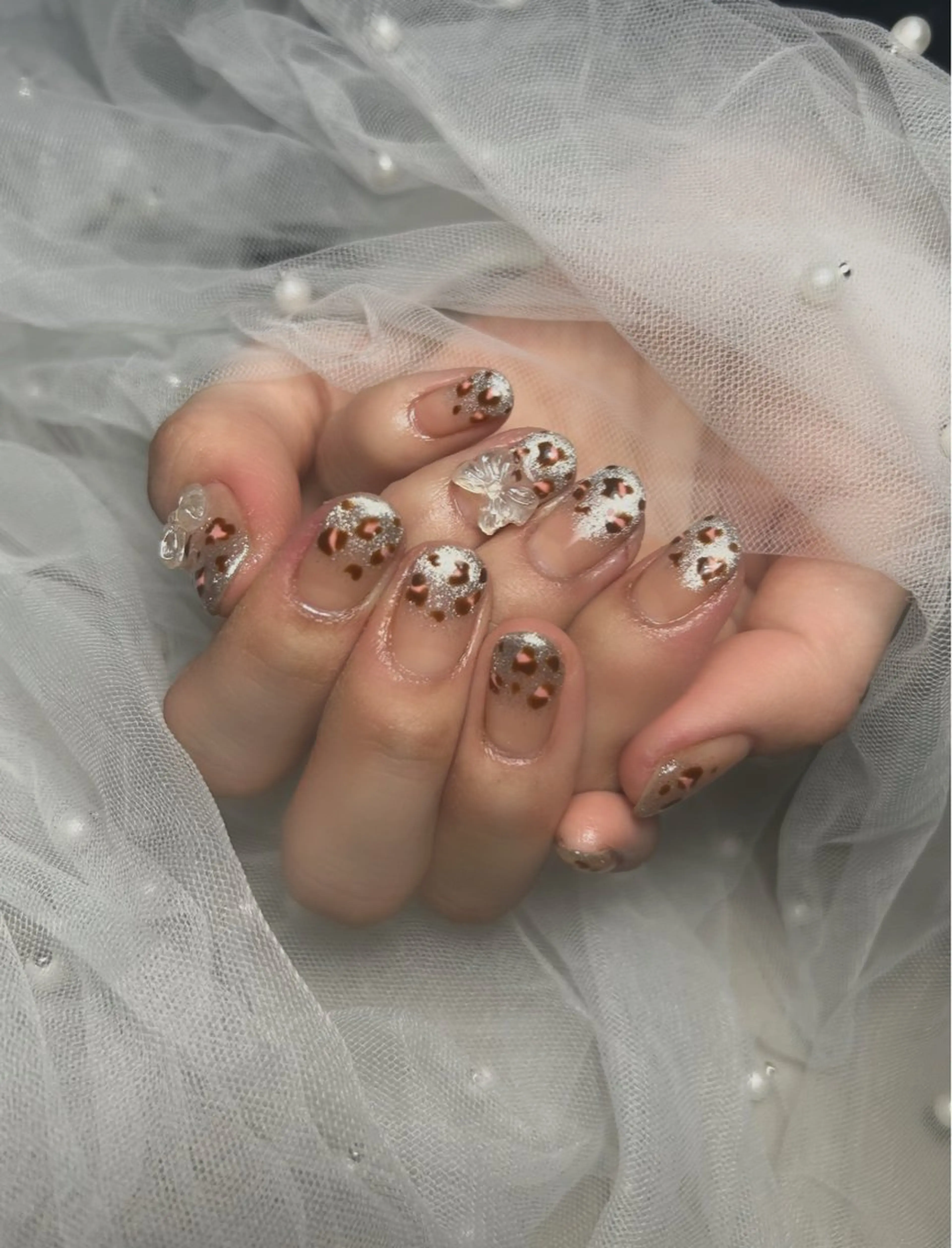 ネイル ハンドネイル 佐藤 友里絵のネイルデザイン