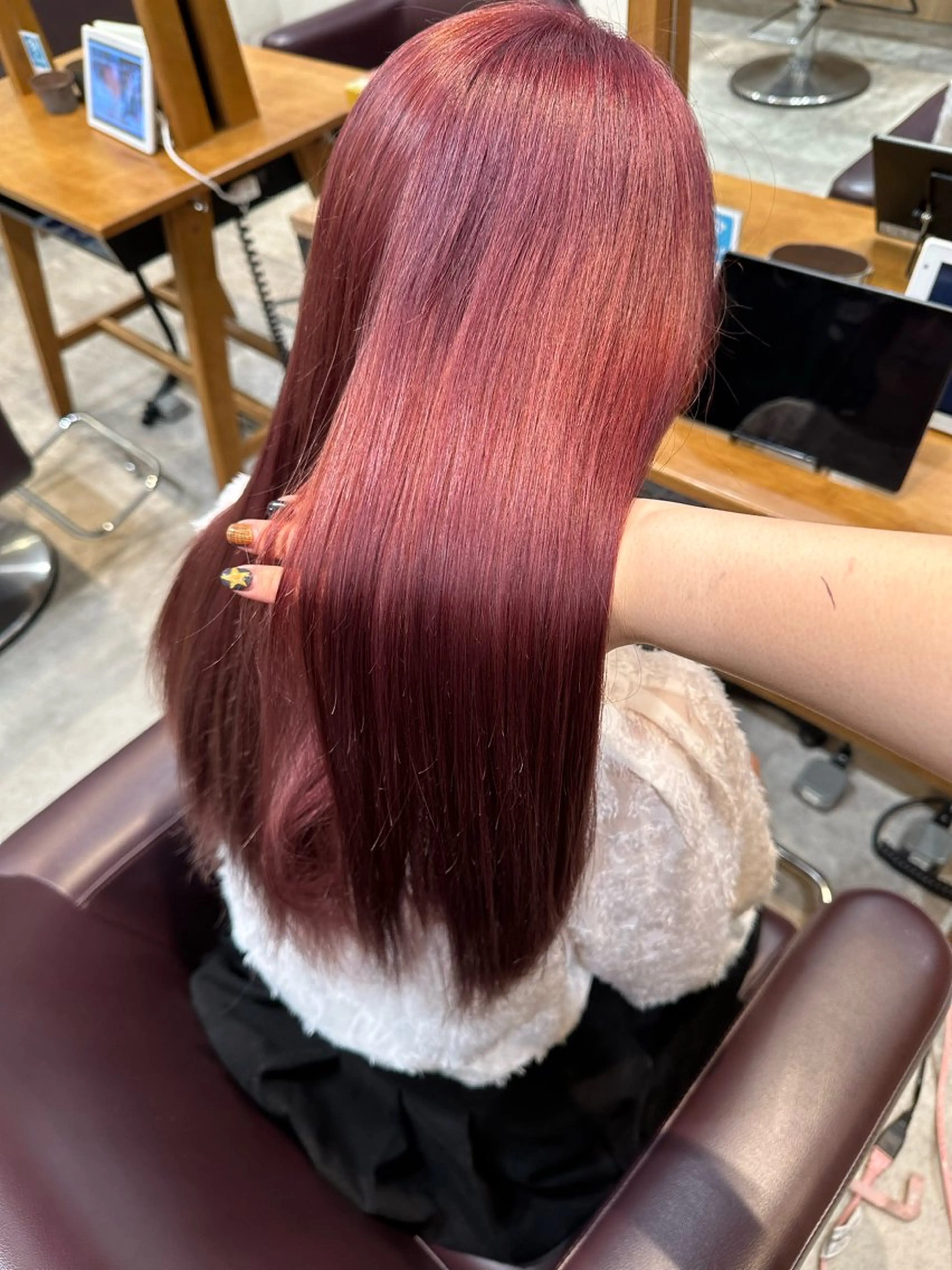 ロング カラー ベージュカラー ブリーチ ケアブリーチ ダブルカラー ハイトーンカラー シールエクステ/ ブリーチカラーのヘアスタイル