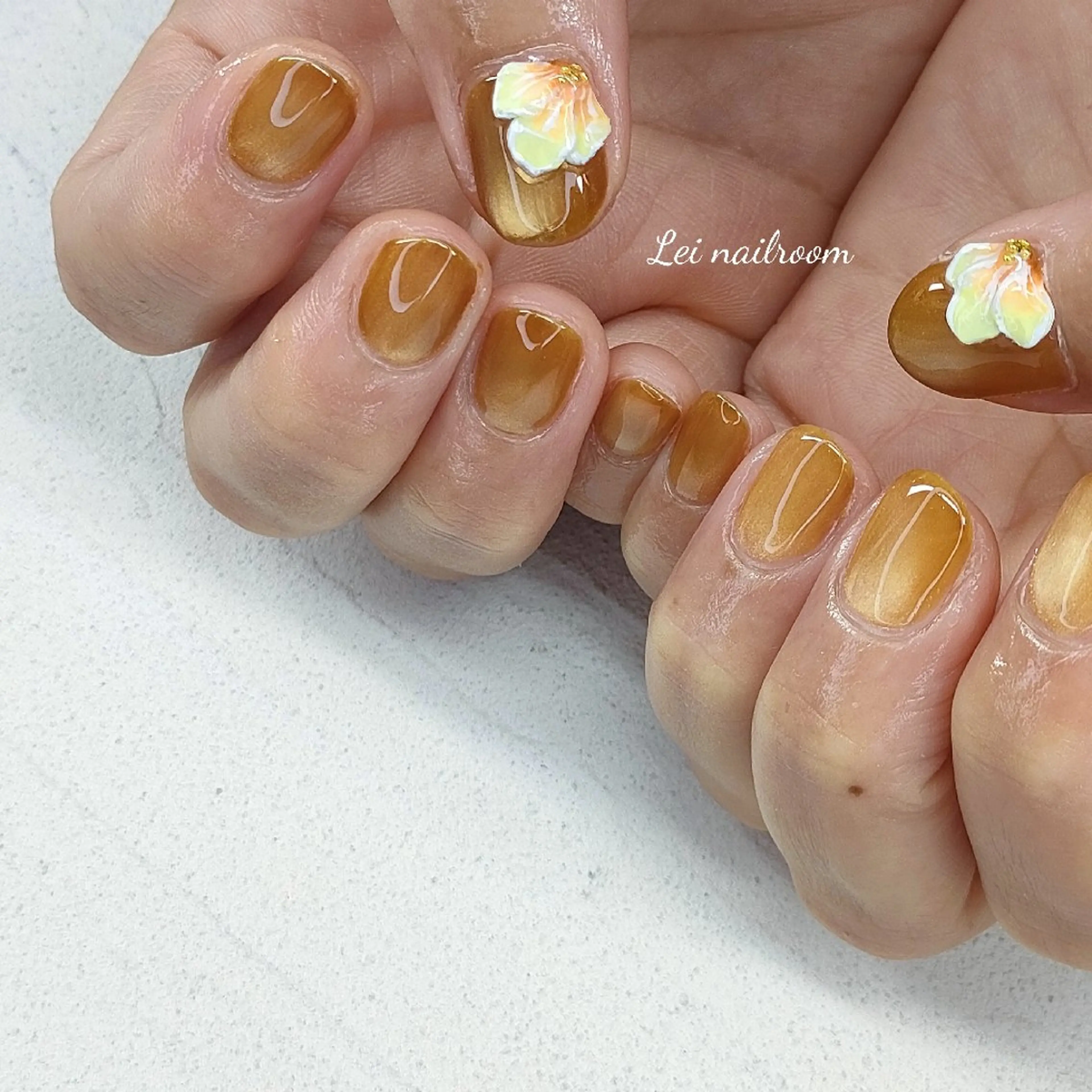 ネイル マグネットネイル lei🌼 nailroomのネイルデザイン