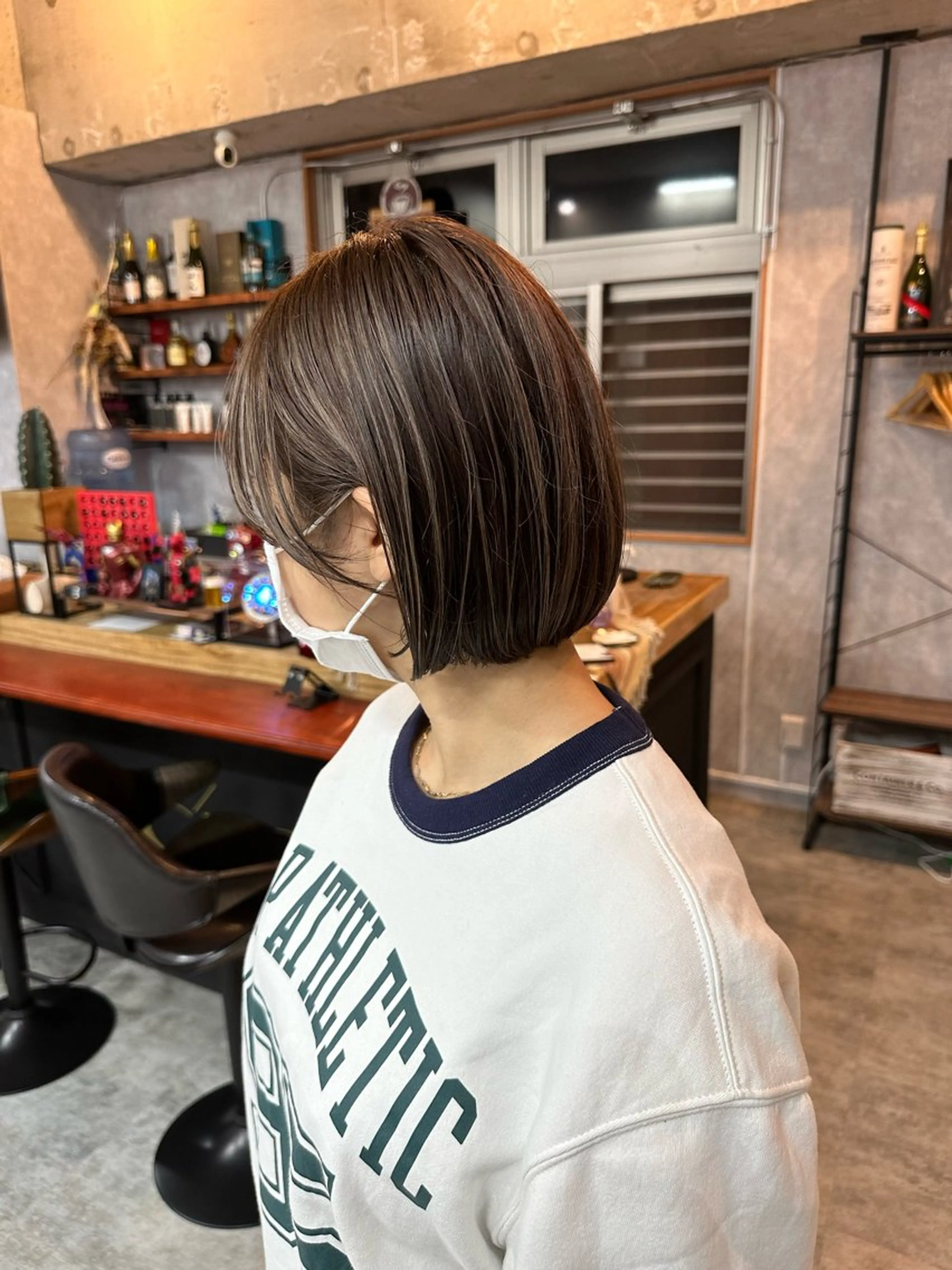 ショート 切りっぱなしボブ ショートボブ ハンサムショート 丸みショート ボブ カット ヘアカラー トリートメント モテ髪/ボブ/ショー ト/アダチフウトのヘアスタイル