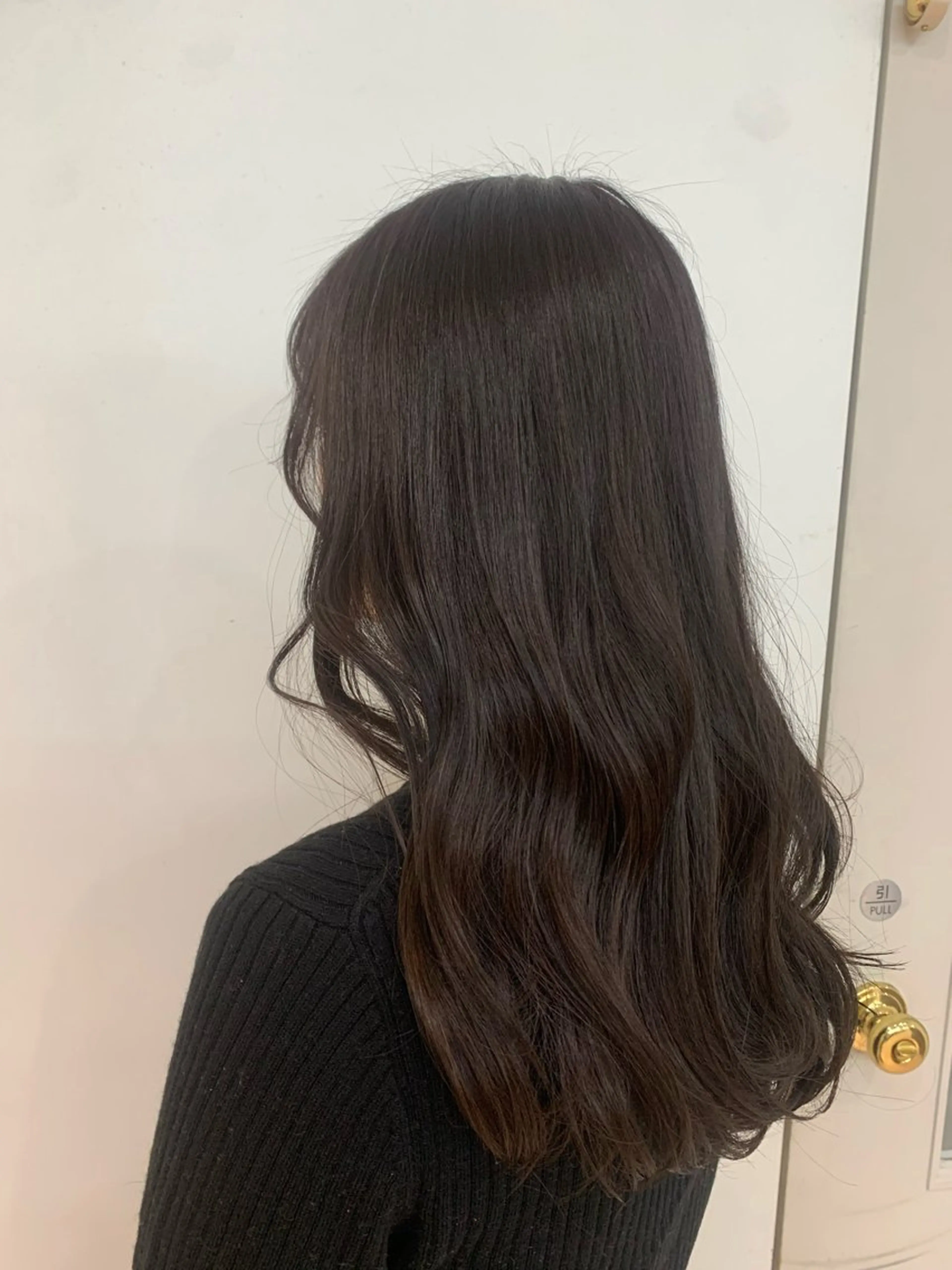 ロング カラー ブラウンカラー 似合わせカット トリートメント 室谷 ゆりあのヘアスタイル