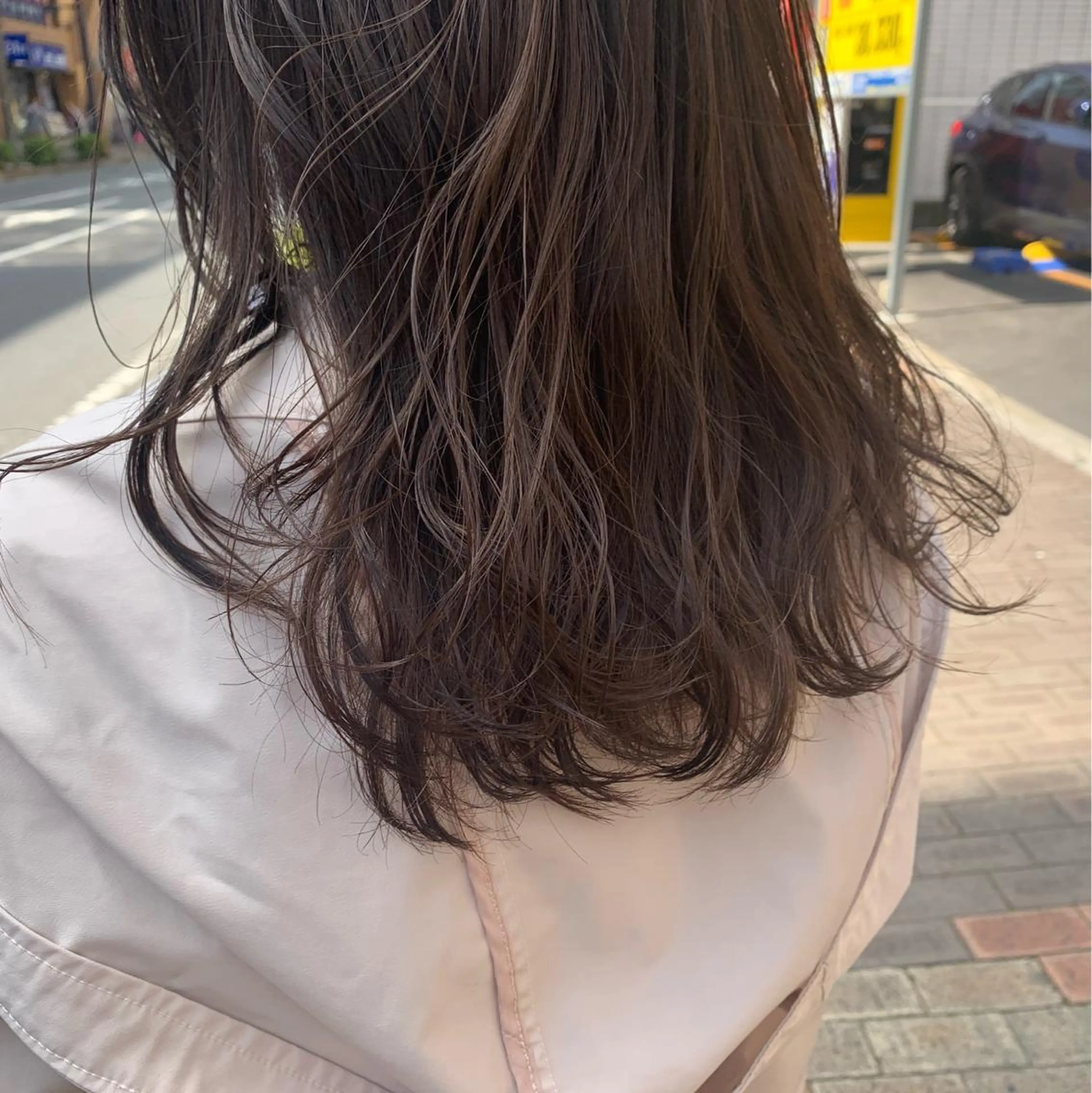 ロング カラー ベージュカラー ブラウンカラー サプリームヘア 飯田みち瑠のヘアスタイル