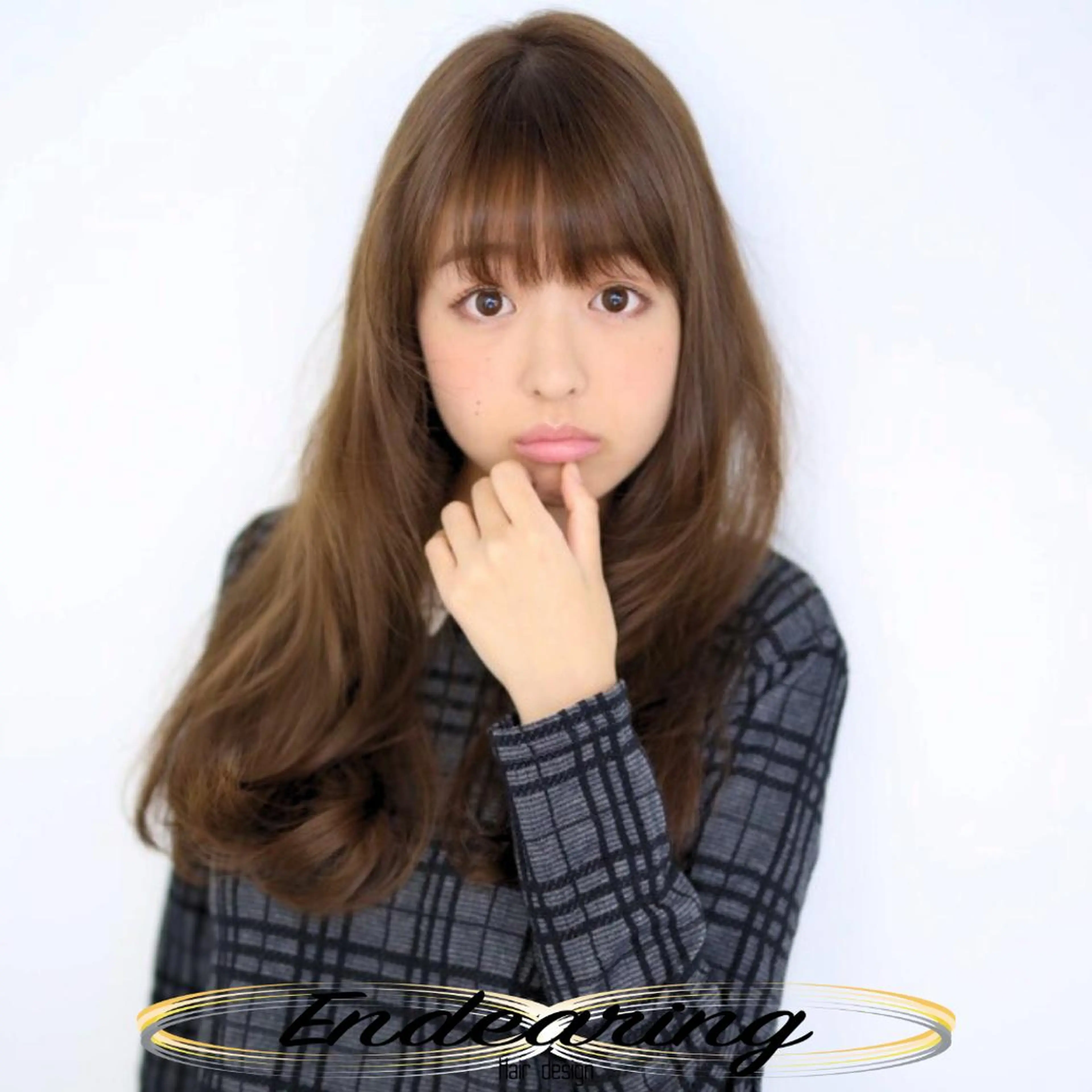 セミロング アッシュ くせ毛 レイヤーカット 似合わせカット カット ヘアカラー 柳田 怜那/銀座 Endearingのヘアスタイル