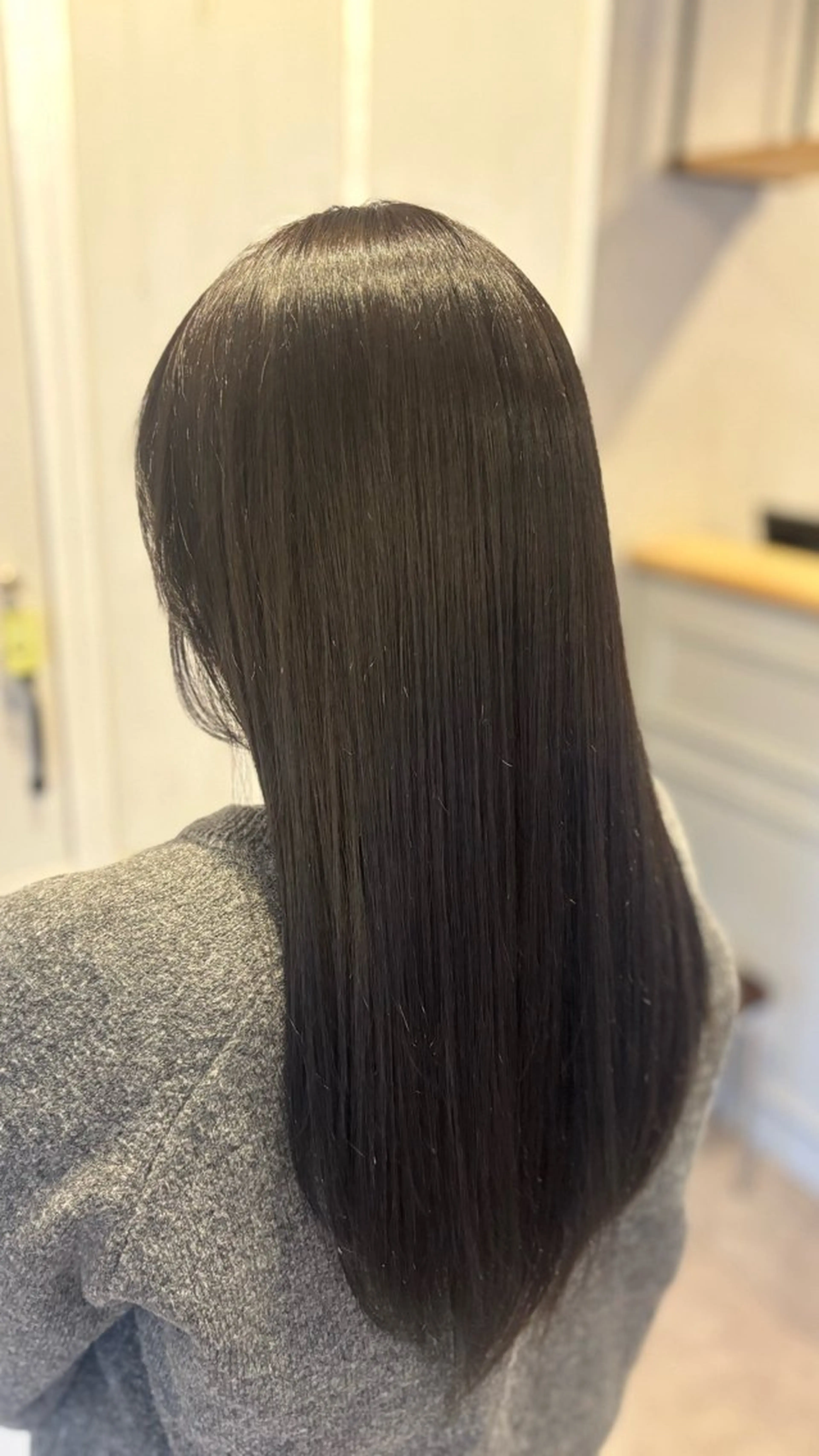 ロング カラー ヘアカラー ELLE&SALLY Tamoriのヘアスタイル