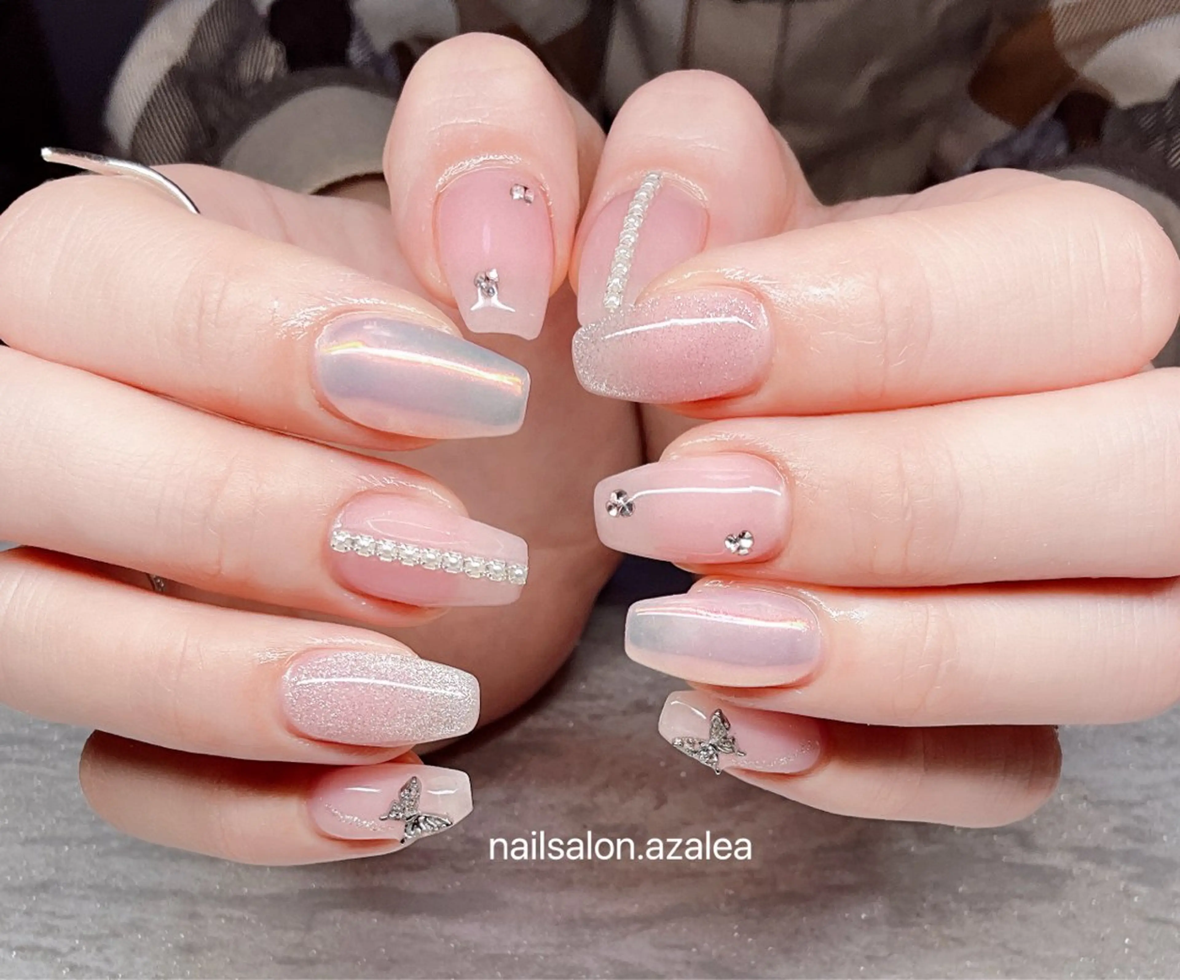 ネイル ハンドネイル R inのネイルデザイン