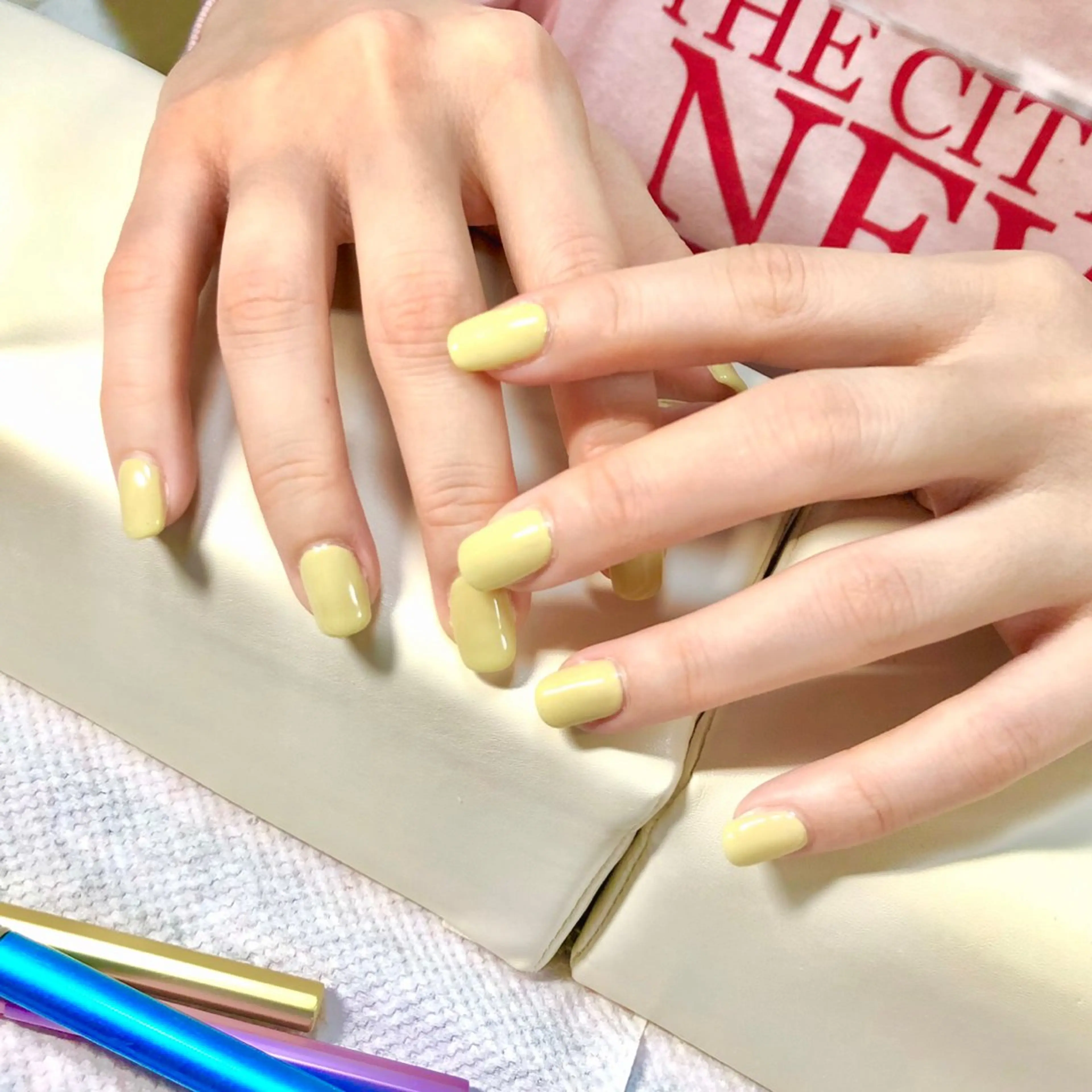 ネイル ワンカラーネイル シンプルネイル 春ネイル 黄色 ハンドネイル meeho所属・salon *meehoのネイルデザイン