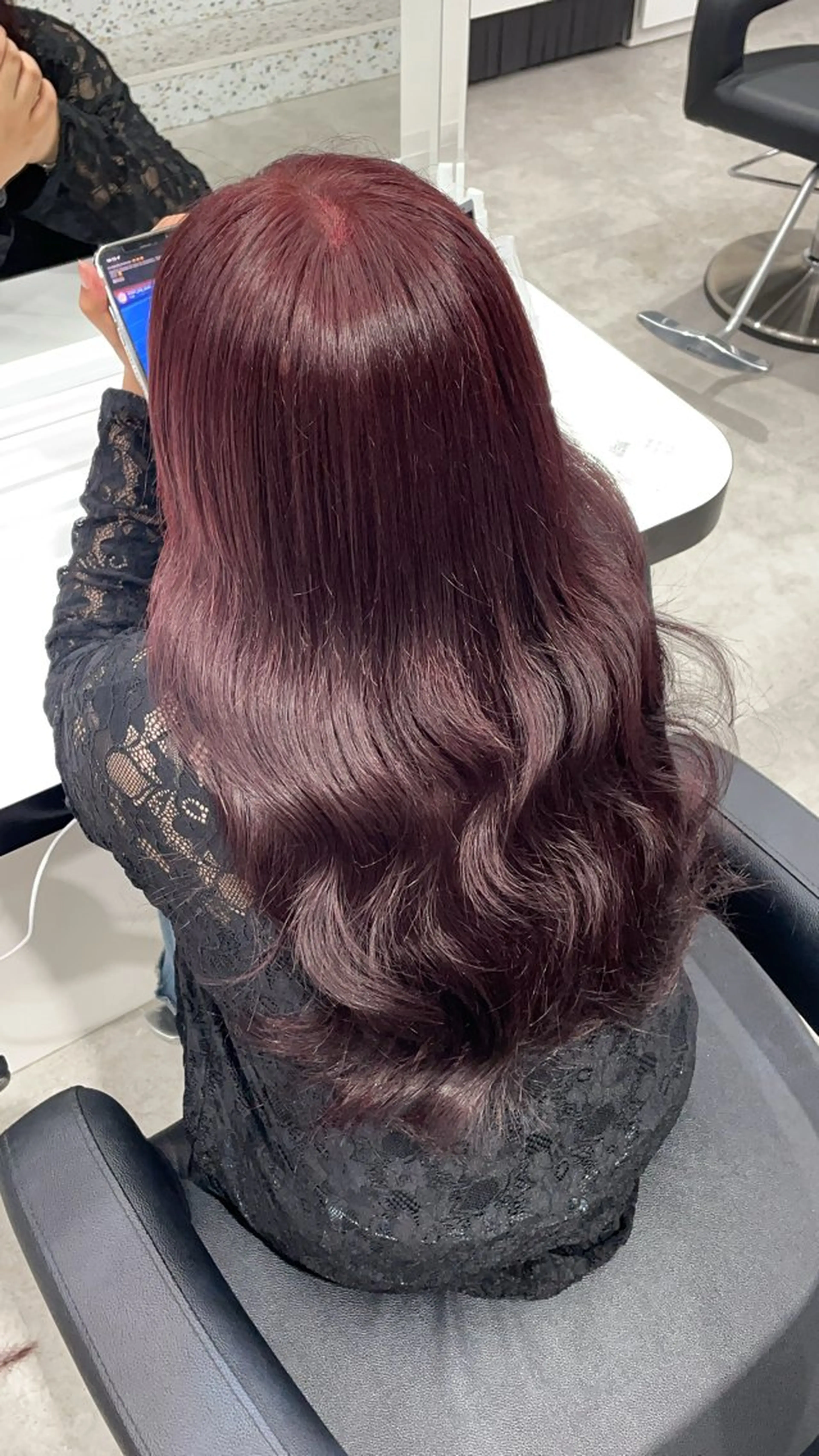 ロング カラー 履歴修正屋さん／ ブロンド／ホワイトのヘアスタイル