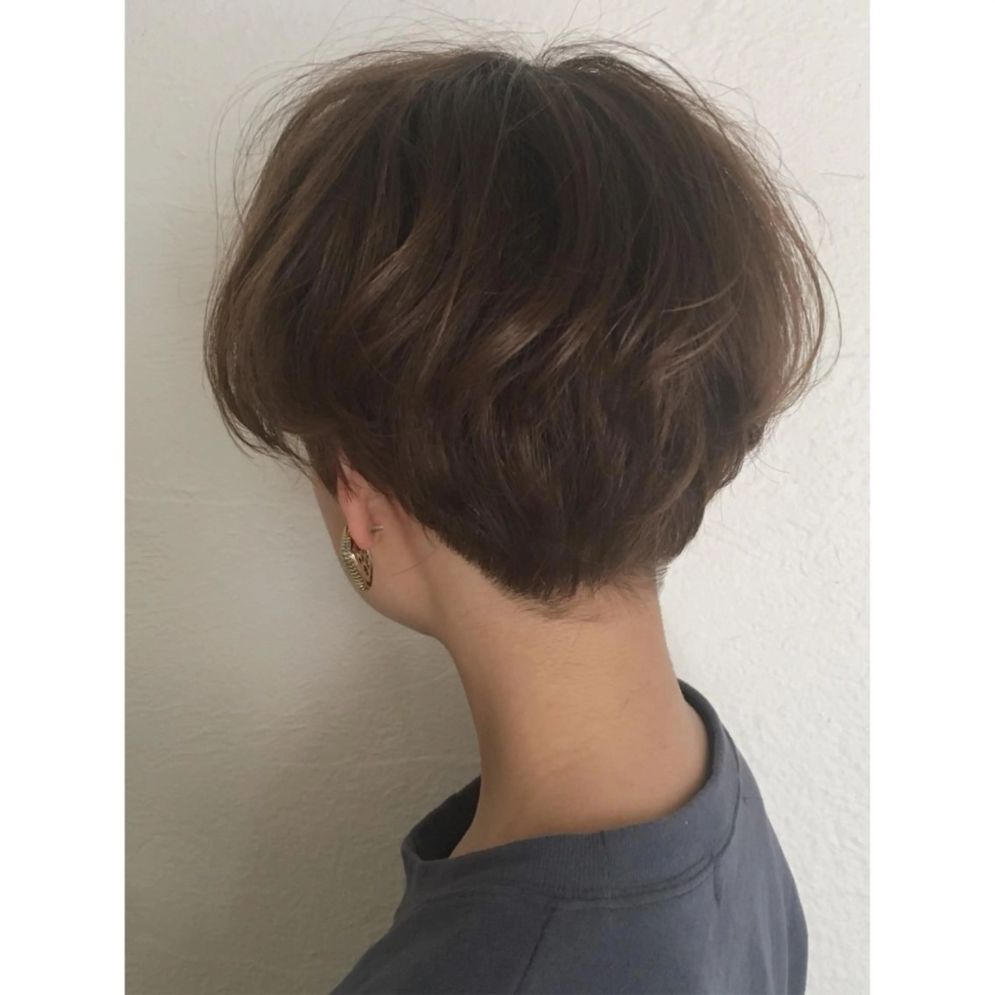 ショート ショートヘア fio マナミのヘアスタイル