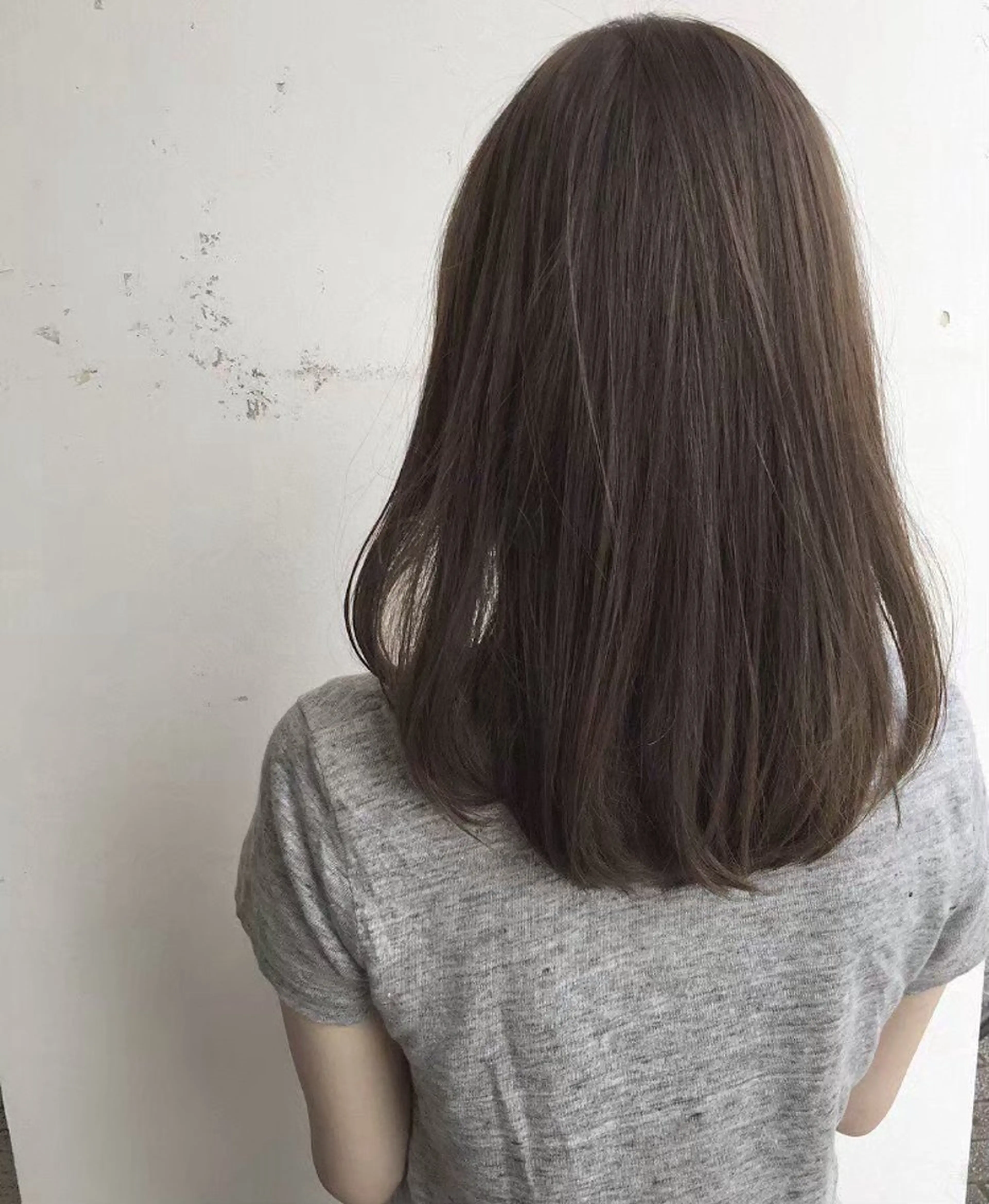 カラー 新井 真央のヘアスタイル