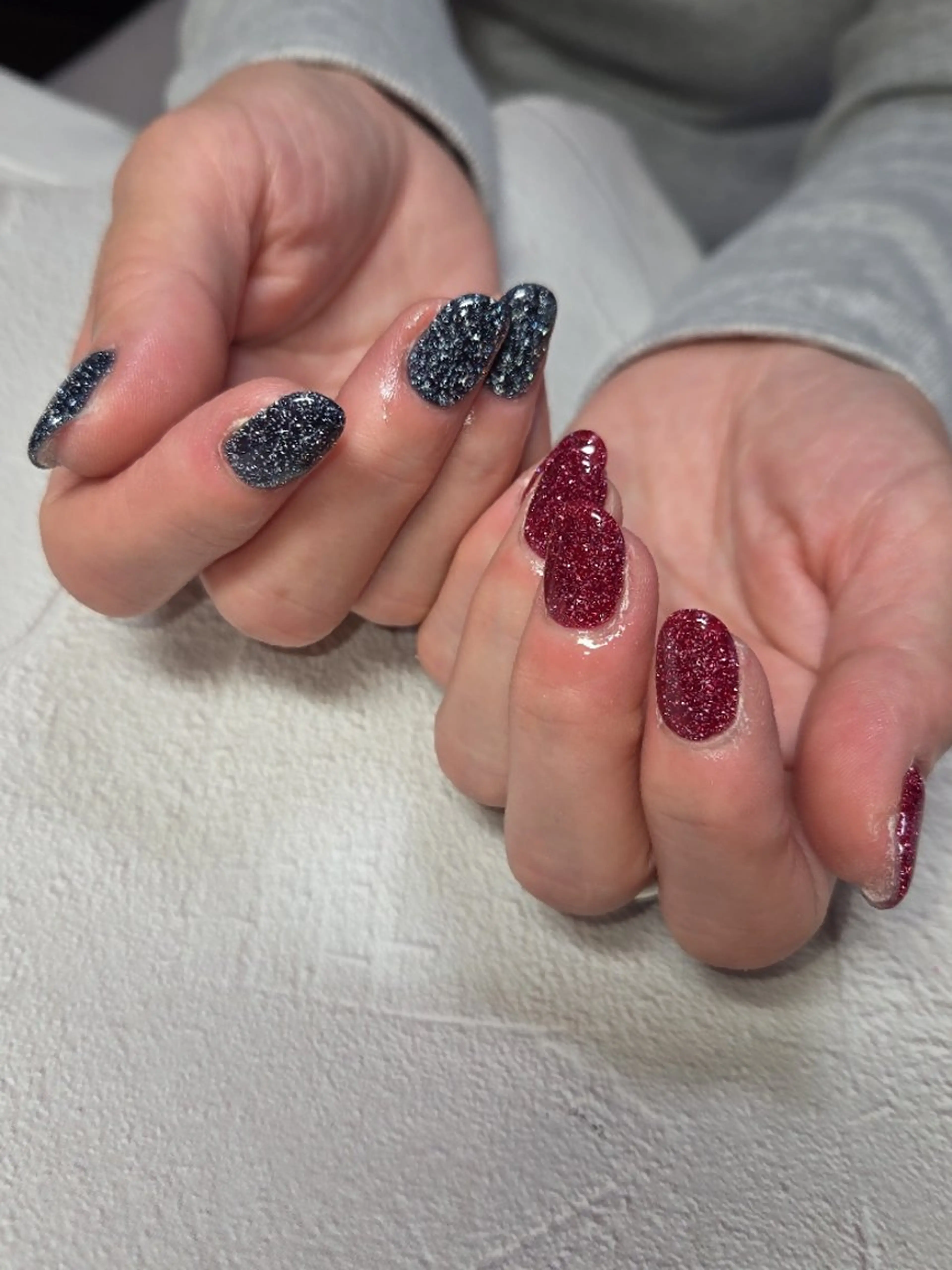 ネイル フラッシュネイル マグネットネイル オフィスネイル 赤色 ブライダルネイル ハンドネイル flure de neige yukiのネイルデザイン