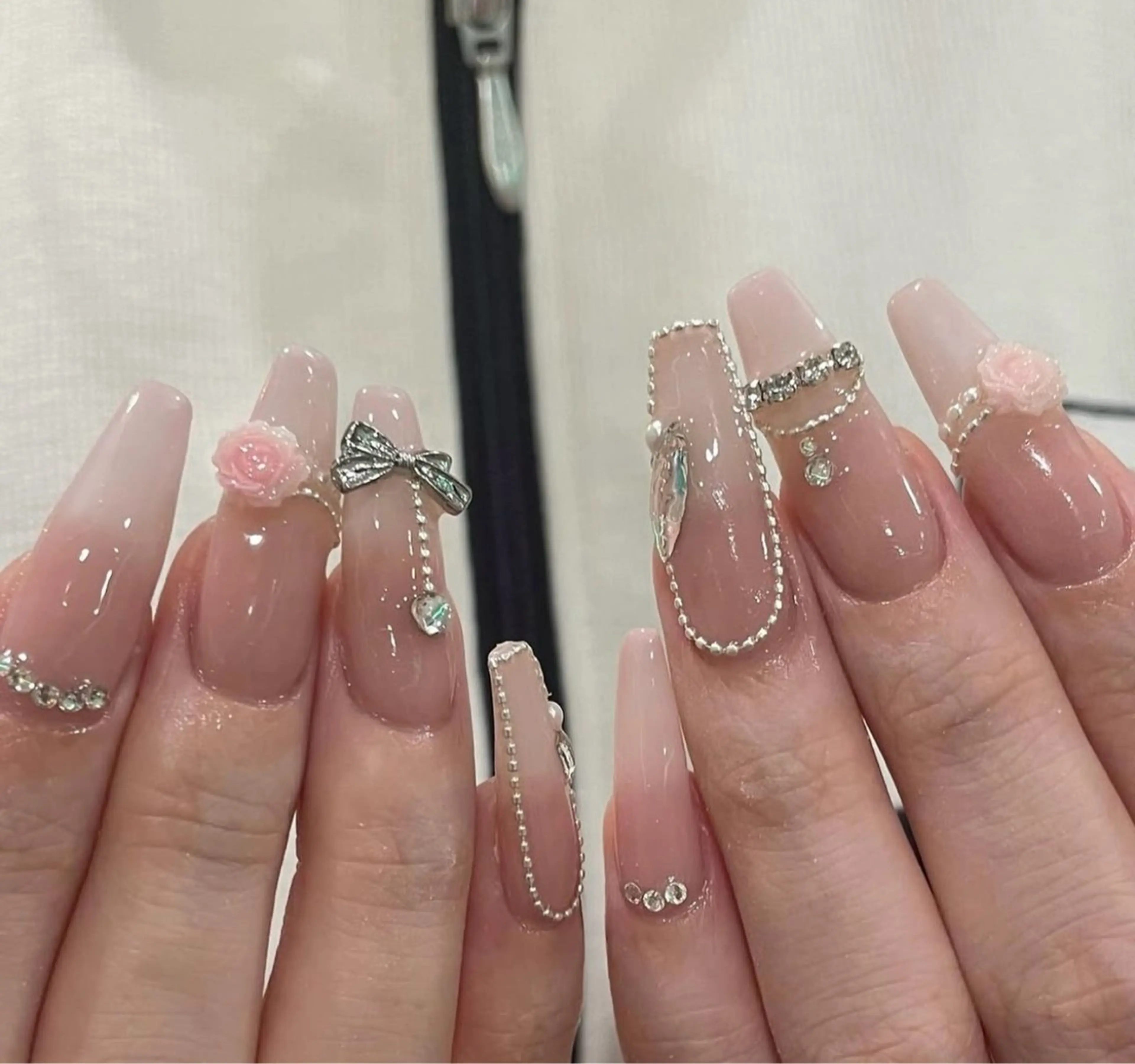 ネイル ハンドネイル BERA NAILSのネイルデザイン