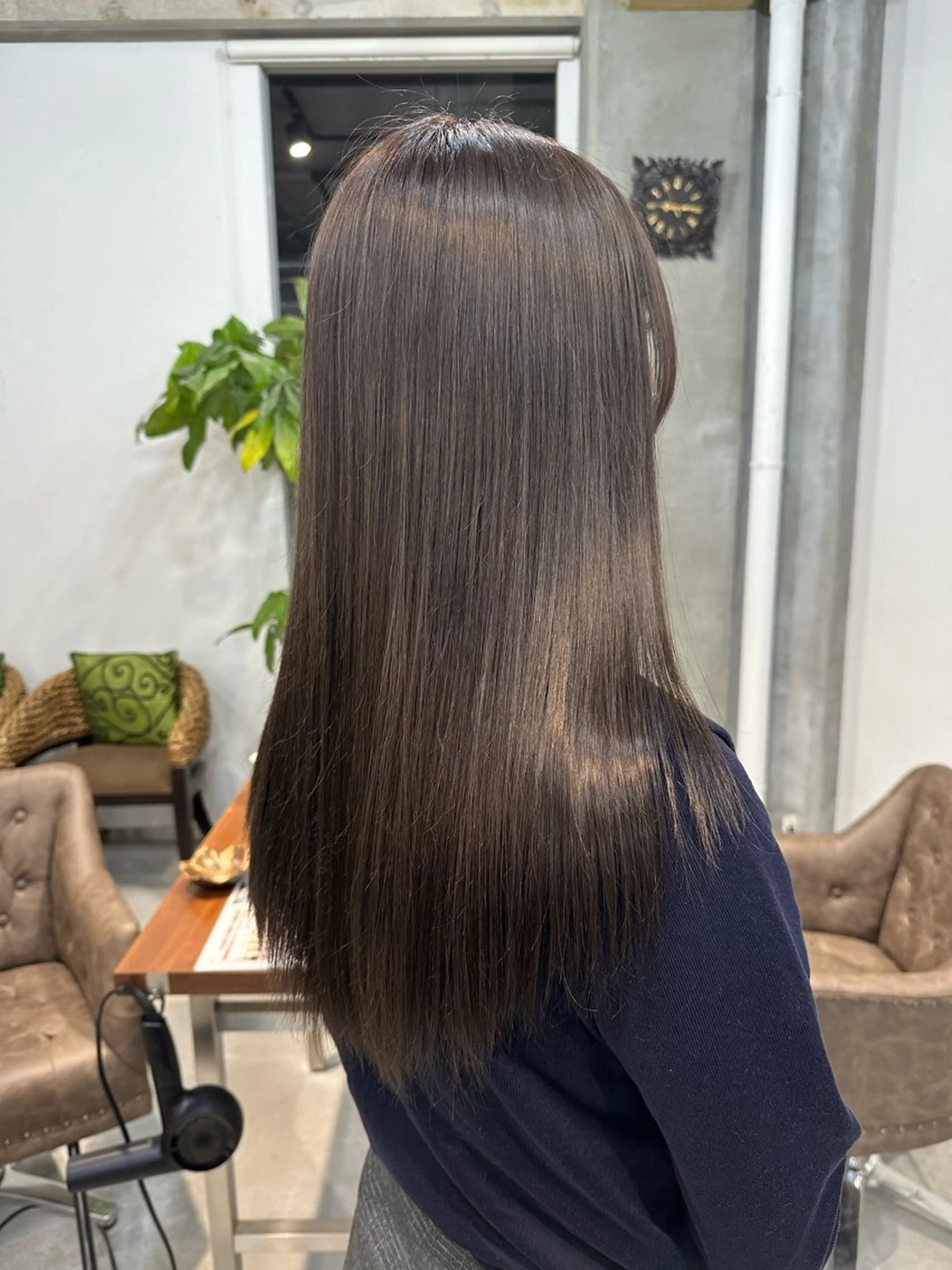 ロング カイリ /レイヤーカットのヘアスタイル