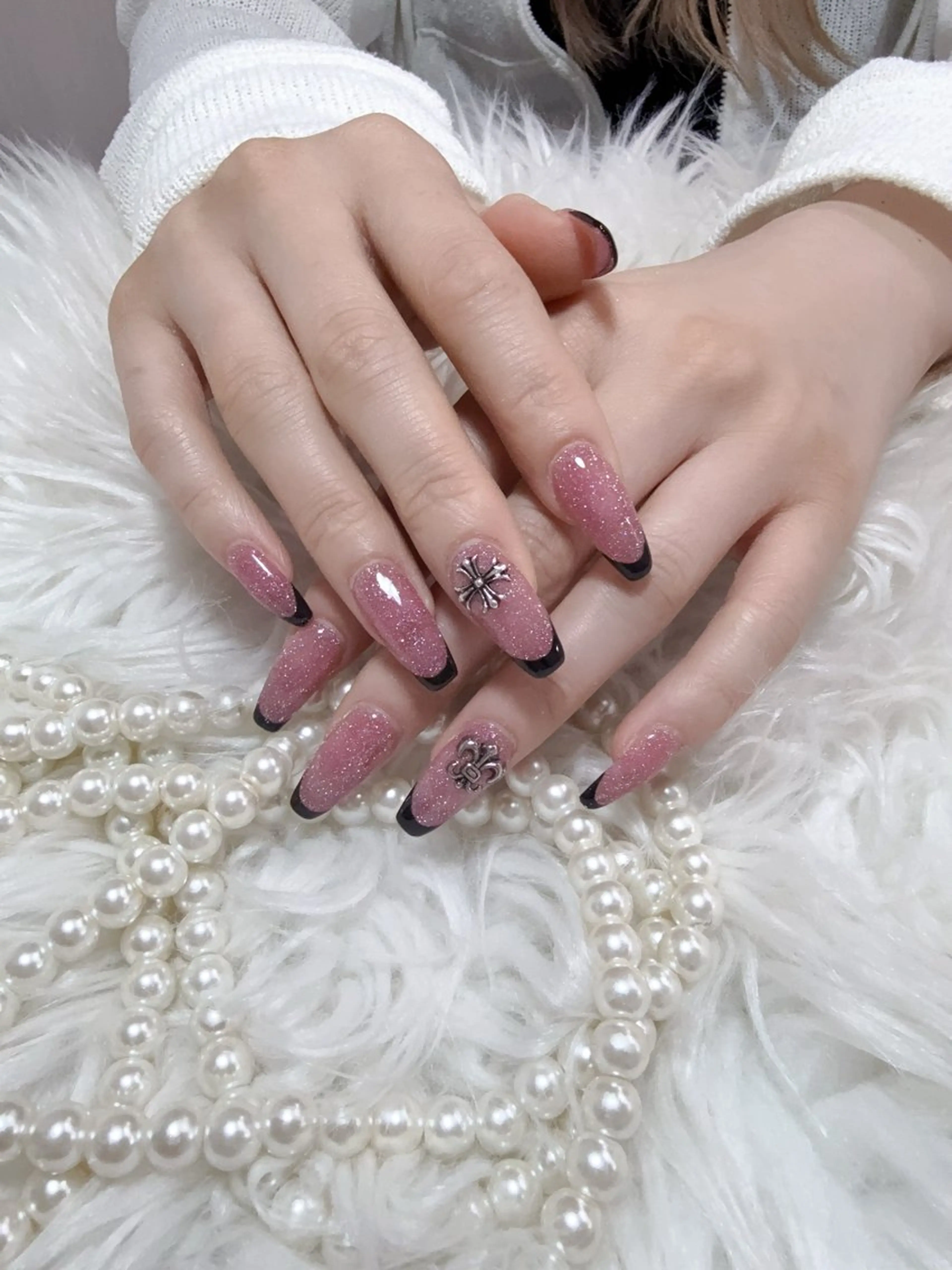 ネイル ハンドネイル &ME タカのネイルデザイン