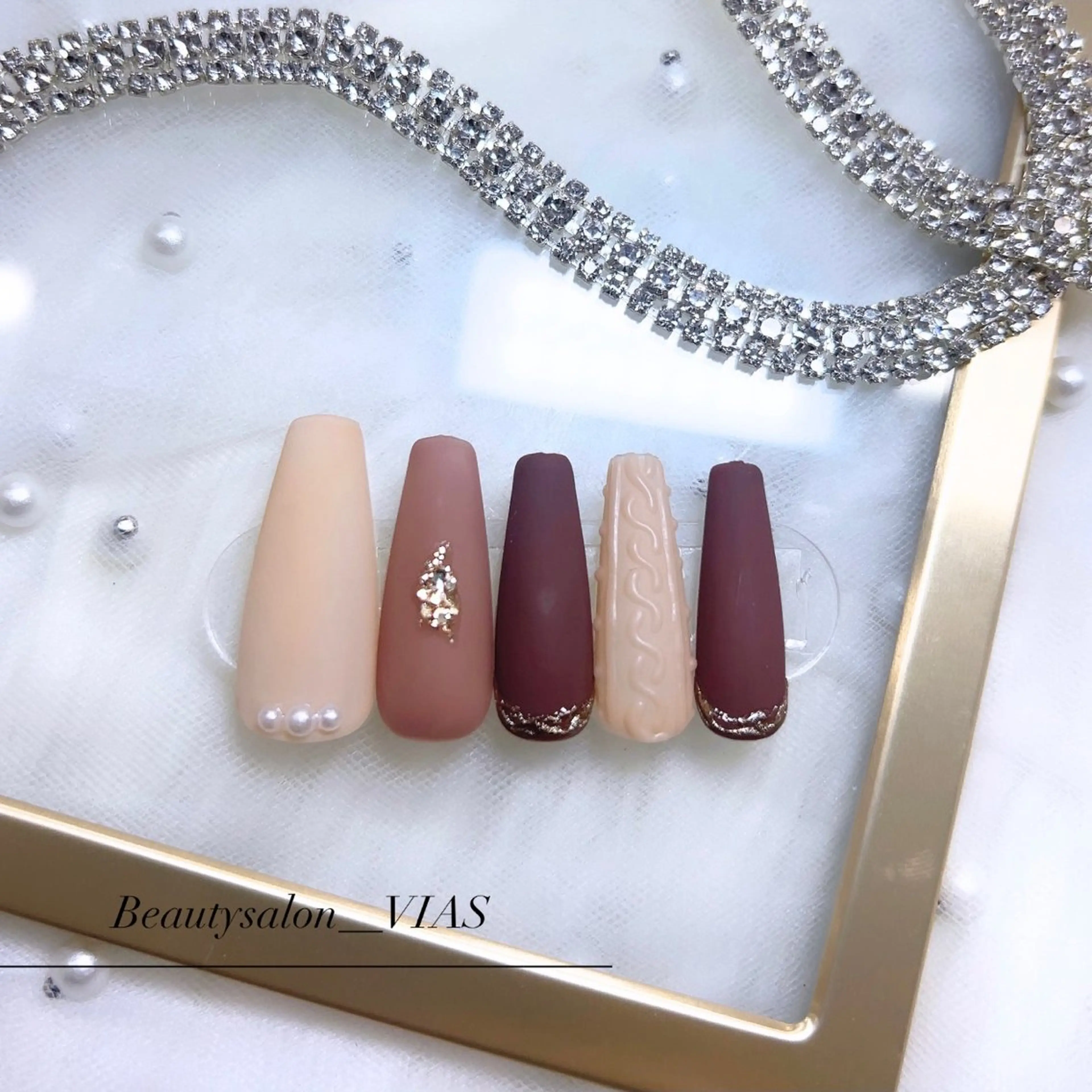 ネイル ハンドネイル VIAS 〜EYE&NAIL〜のネイルデザイン